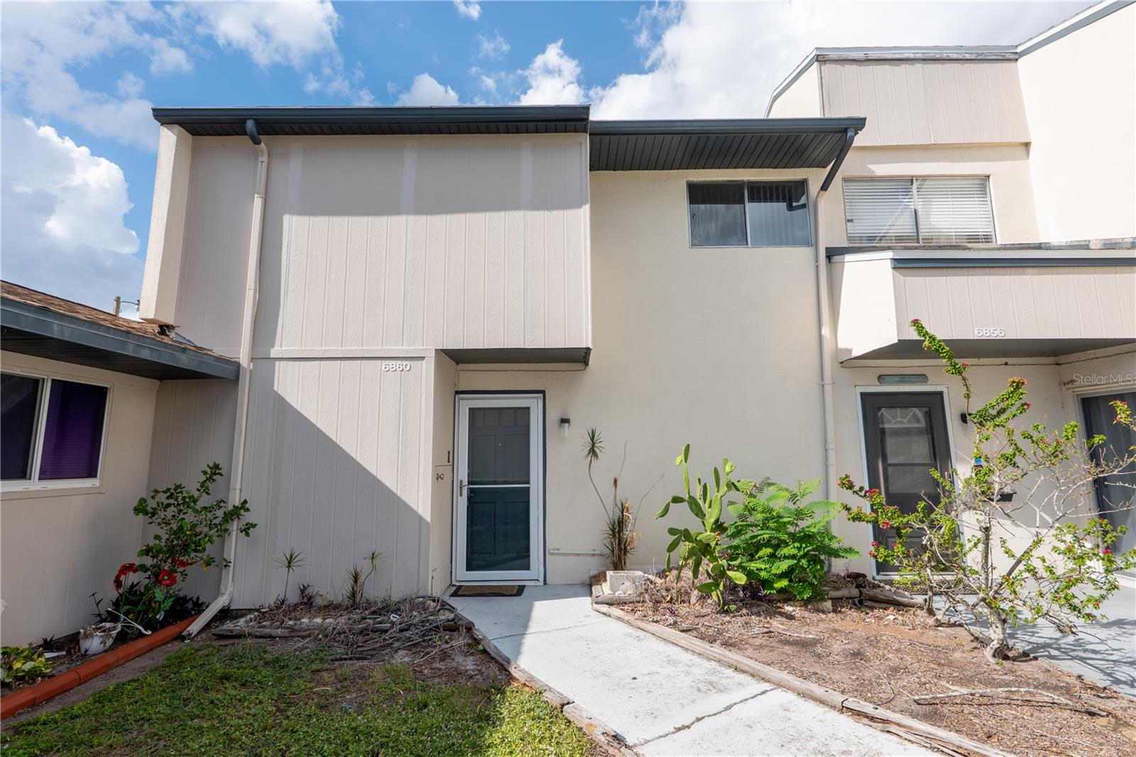 6860 Whitman Court 32B — photo