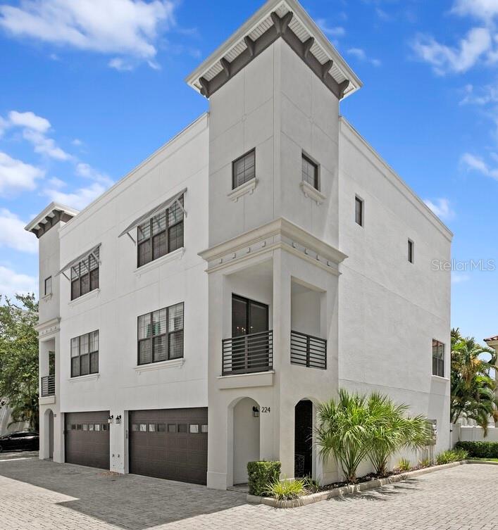 224 S Audubon Avenue — photo