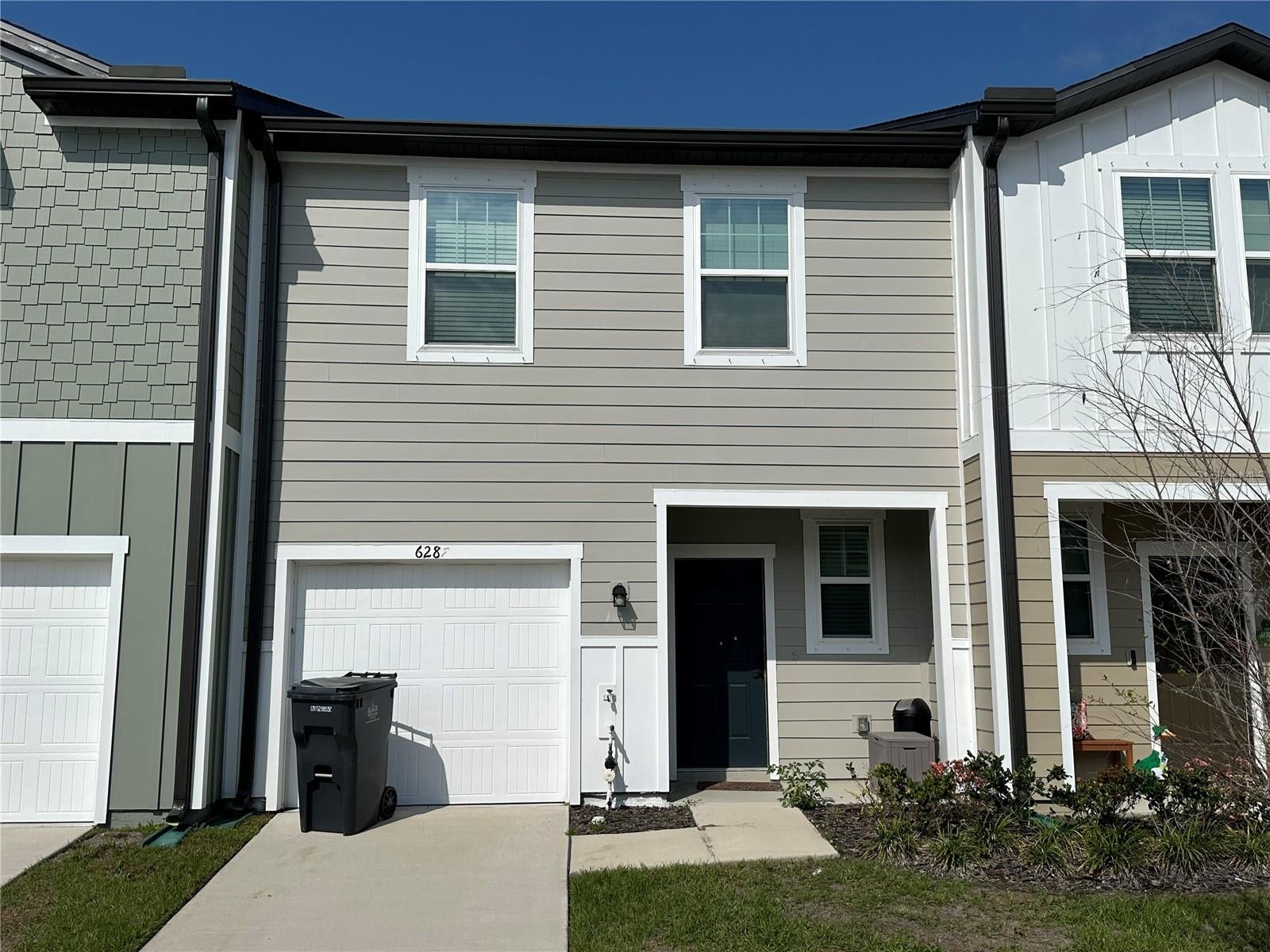6287 Bucket Court — photo