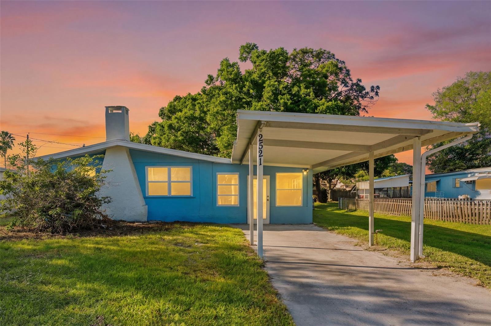 2521 Highland Acres Dr — photo