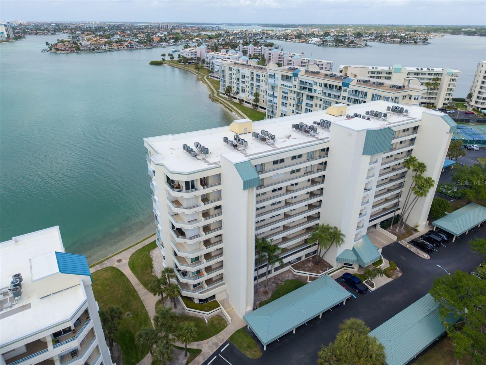 7932 Sailboat Key Boulevard S 402 — photo