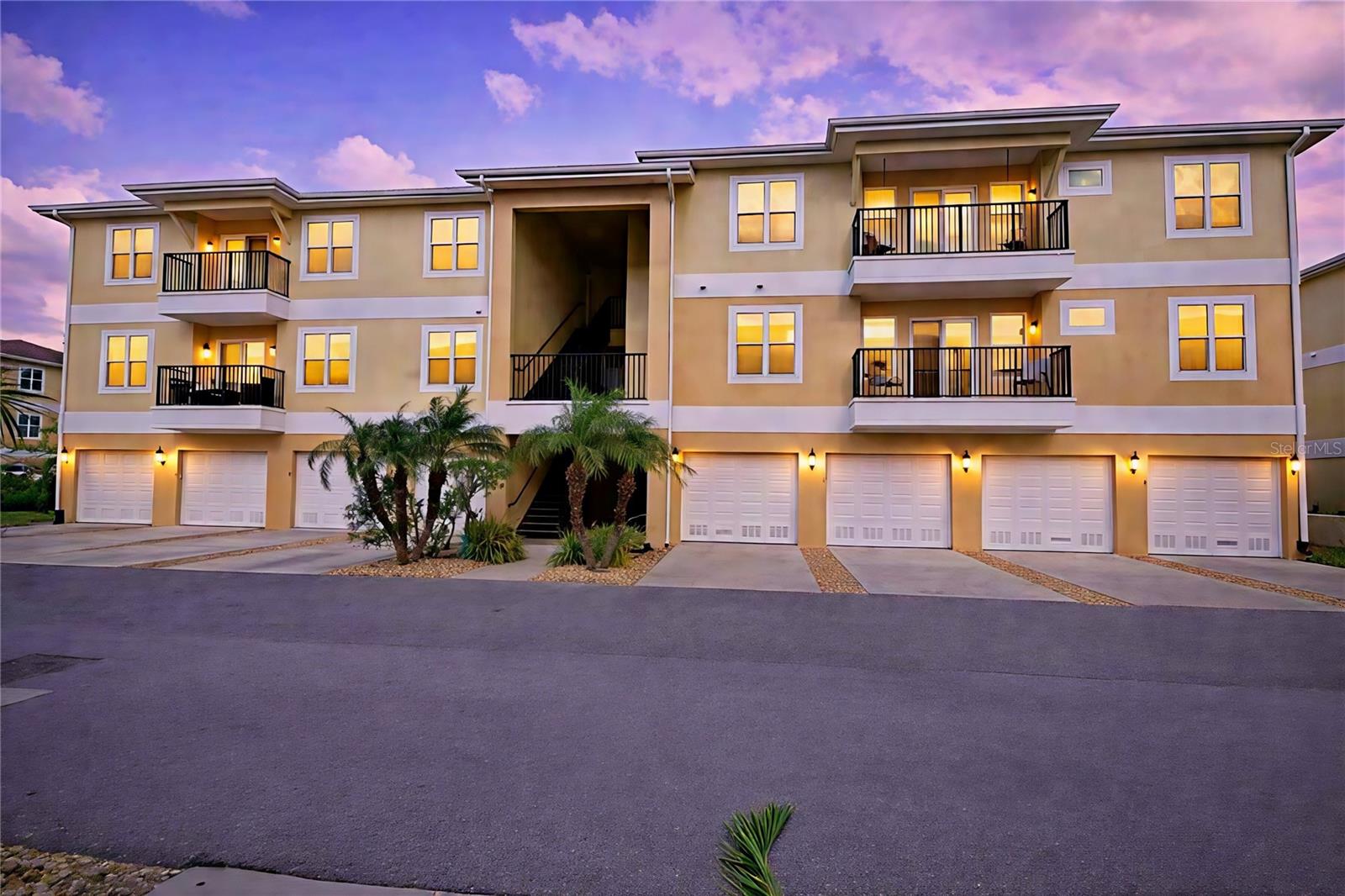 6420 Banyan Boulevard 303 — photo