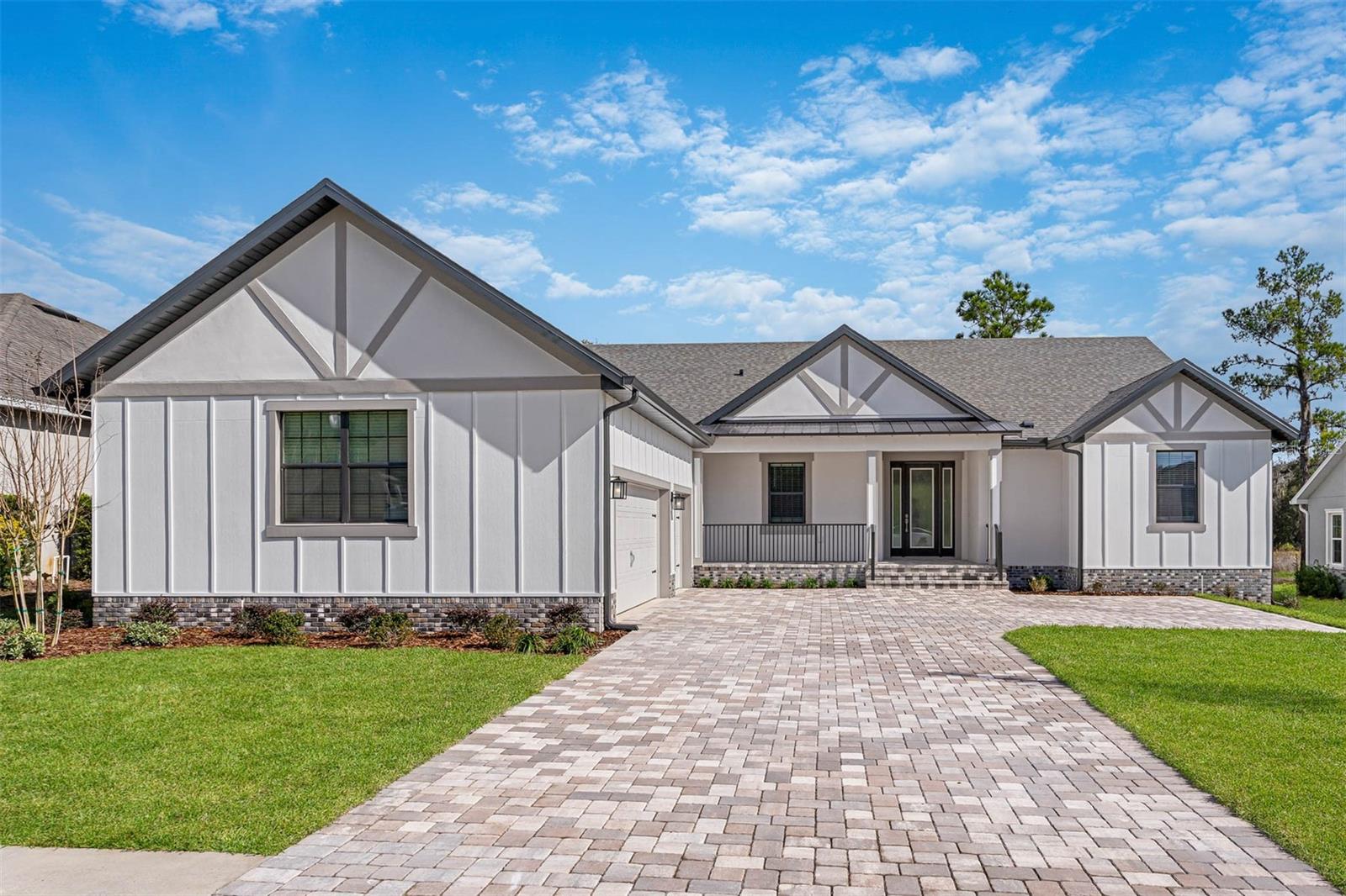 5601 Summit View Drive — photo