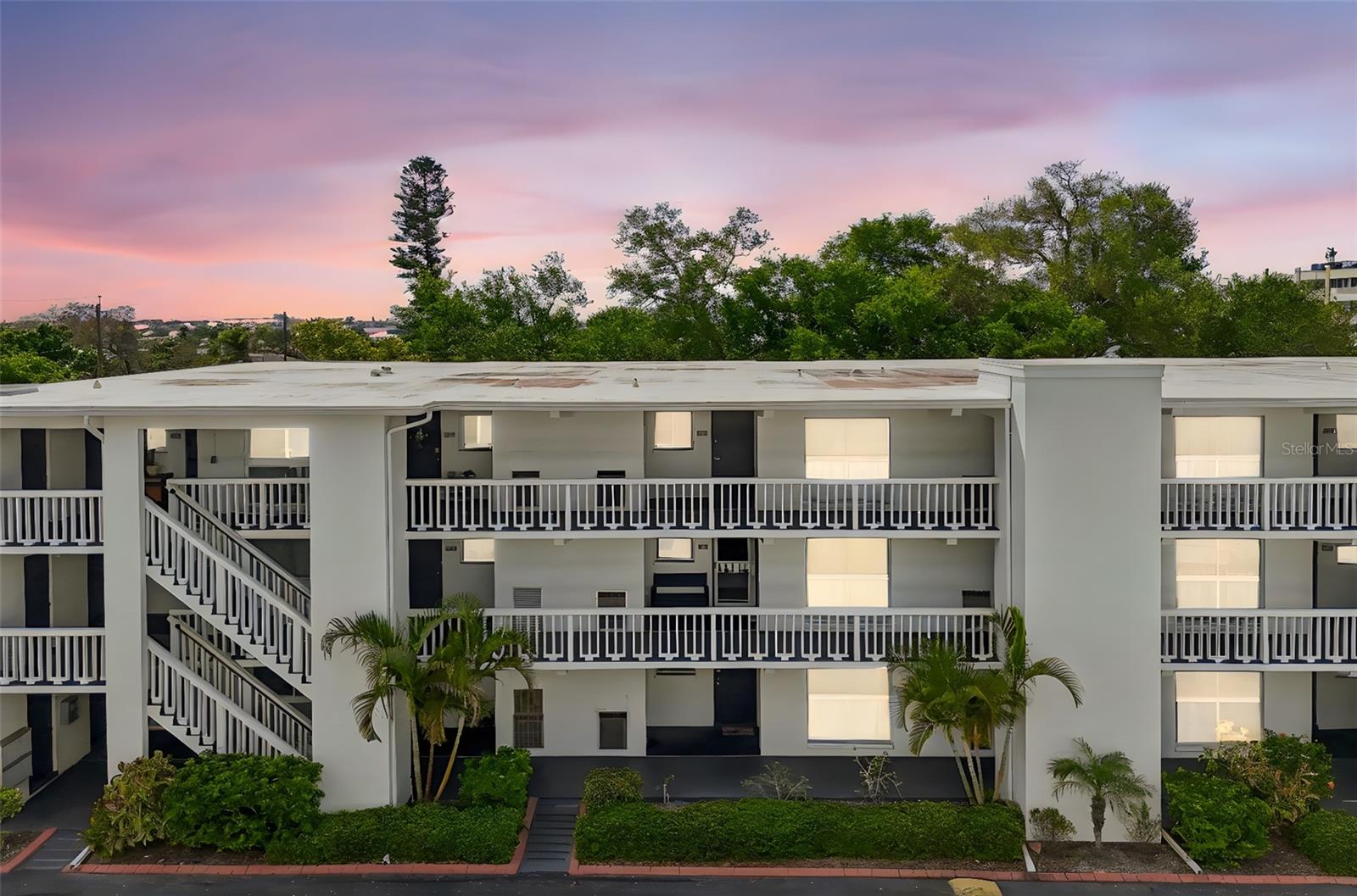 2944 W Bay Drive 106 — photo