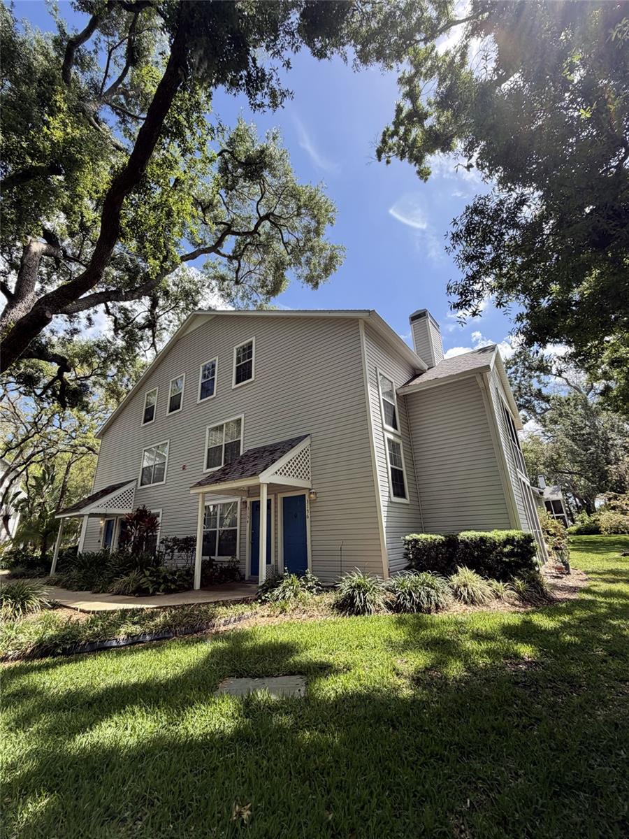 3156 Valley Oaks Drive 614 — photo