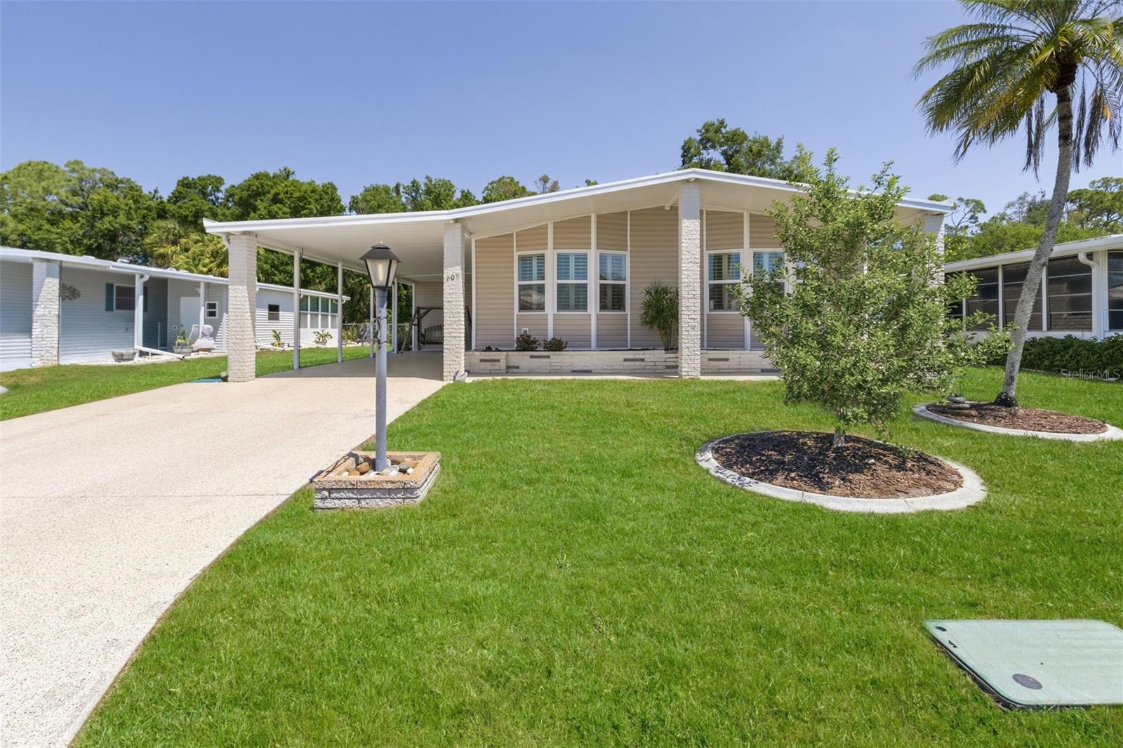 209 Vistoria Drive — photo