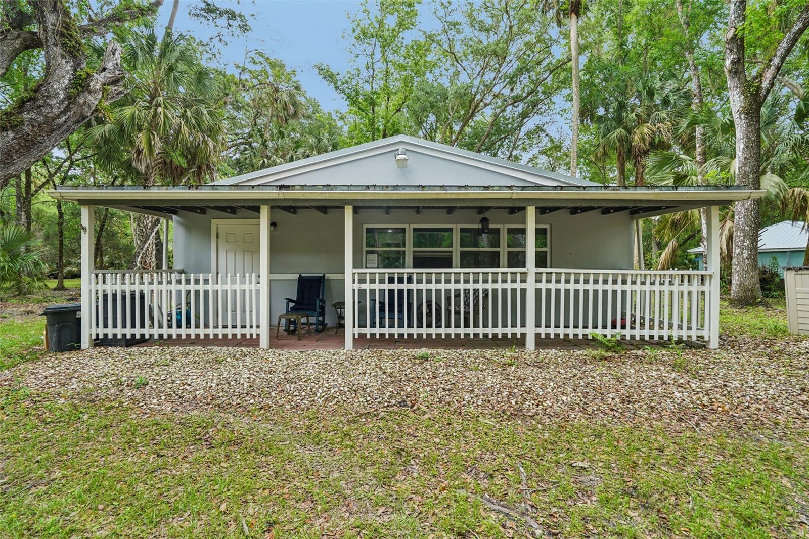 217 S Tuck Point — photo