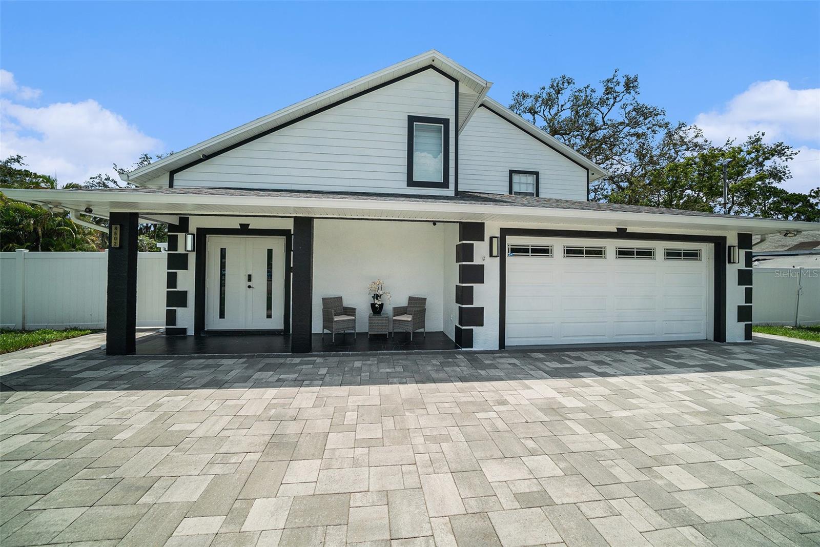 8502 May Street — photo