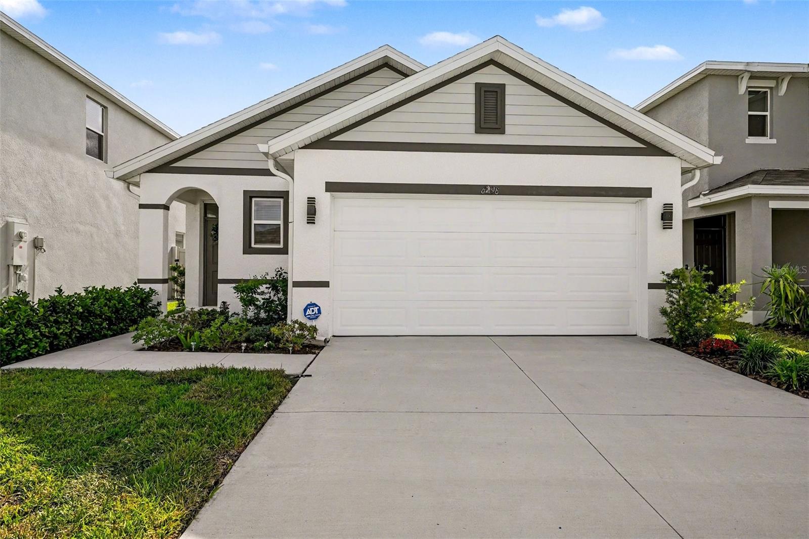 6298 Wandering Willow Drive — photo