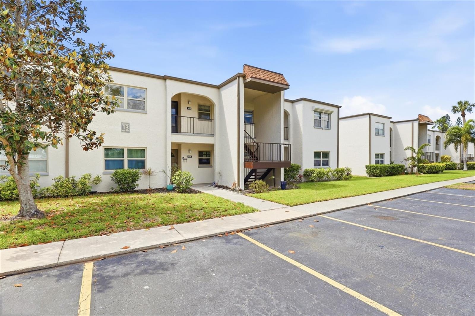 7701 Starkey Road 412 — photo