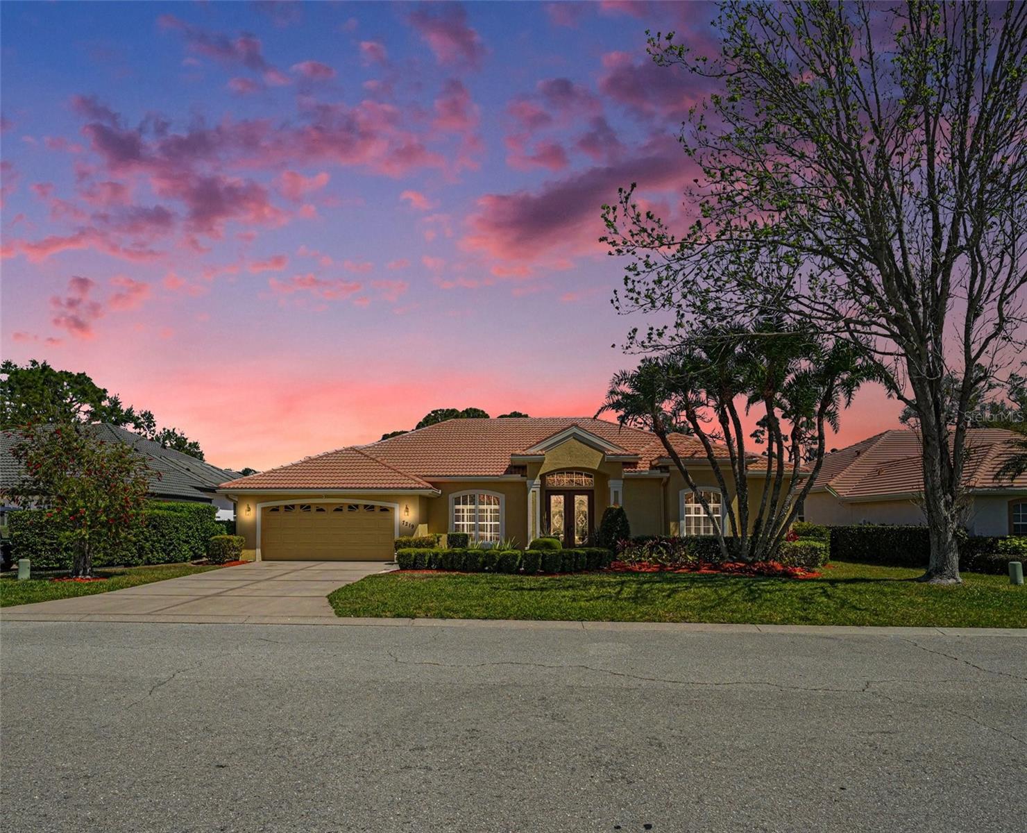 7219 Coachlight Street — photo