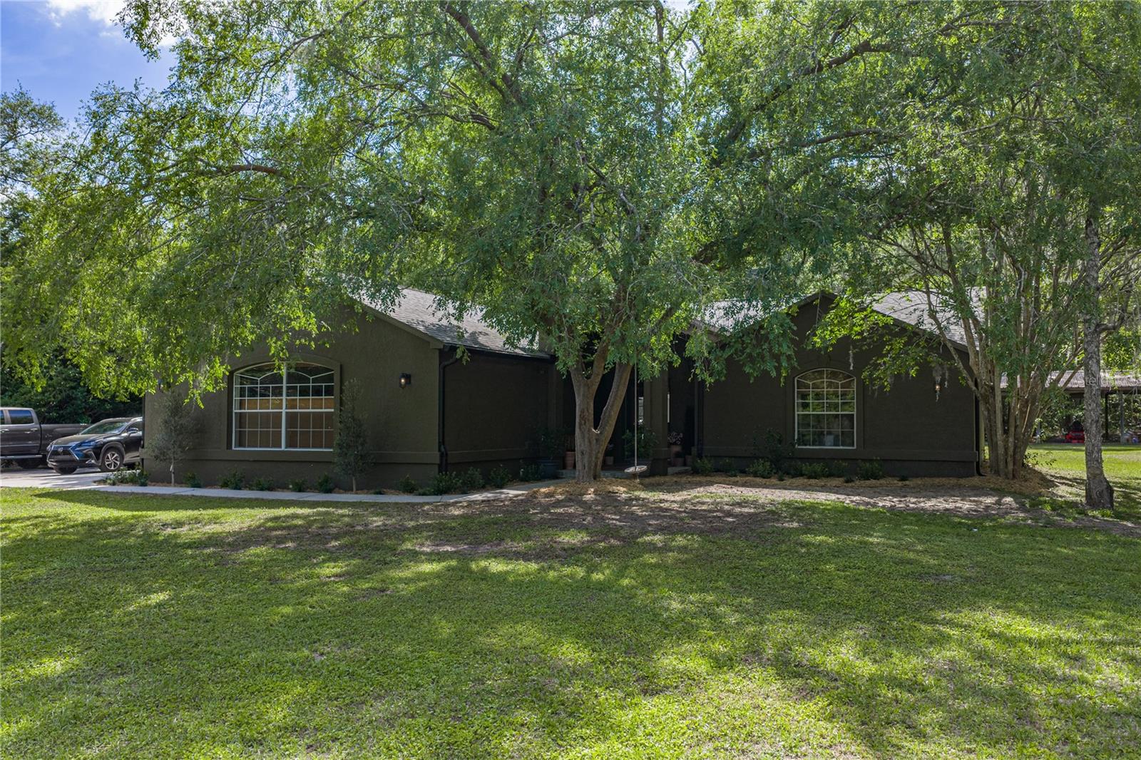 9091 McIntyre Road — photo