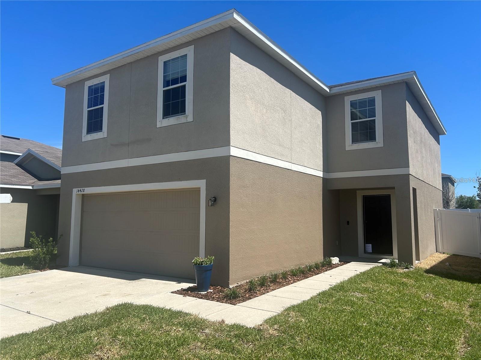 14428 Dunrobin Drive — photo