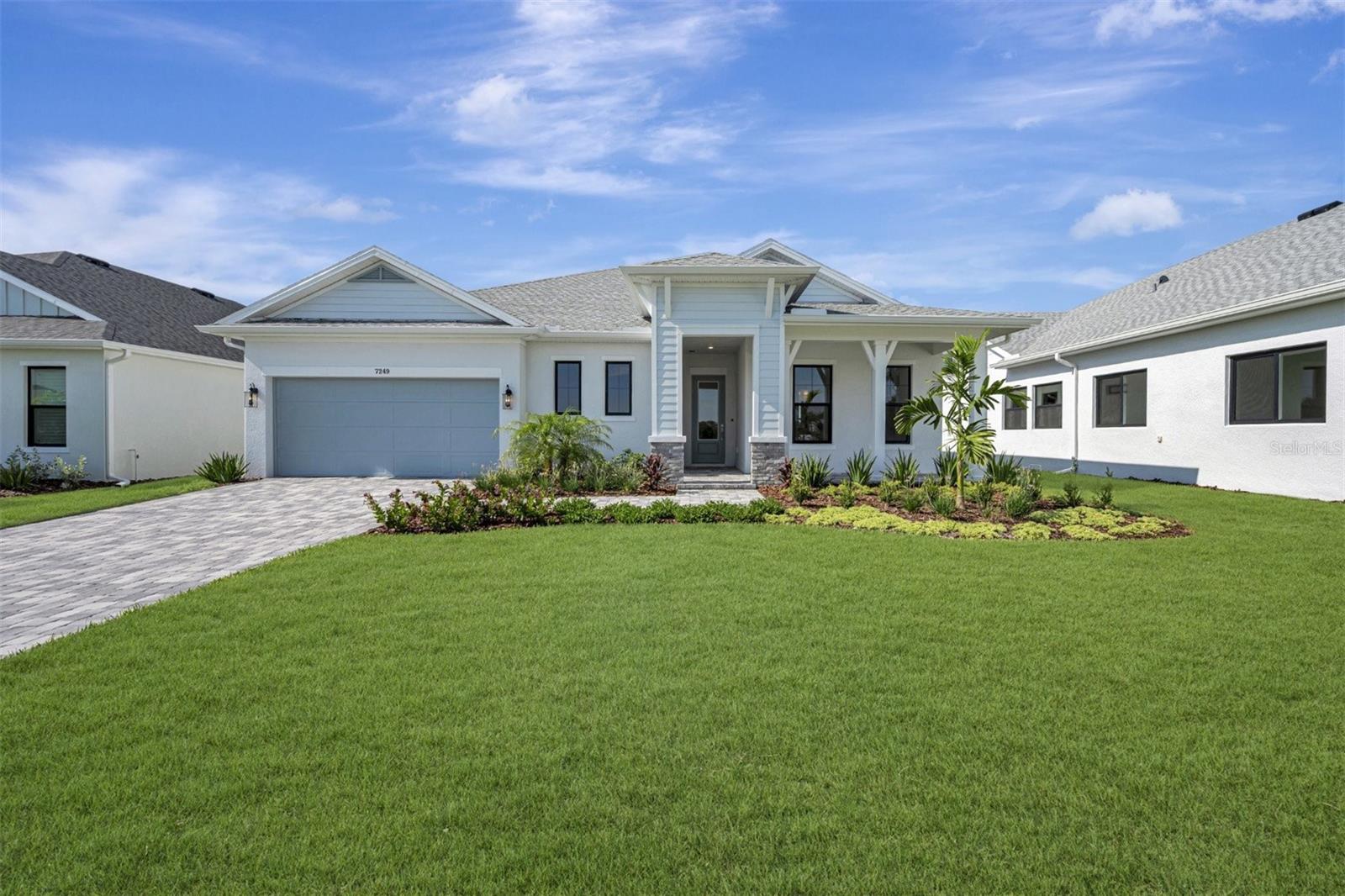 7249 Meadowshade Court — photo