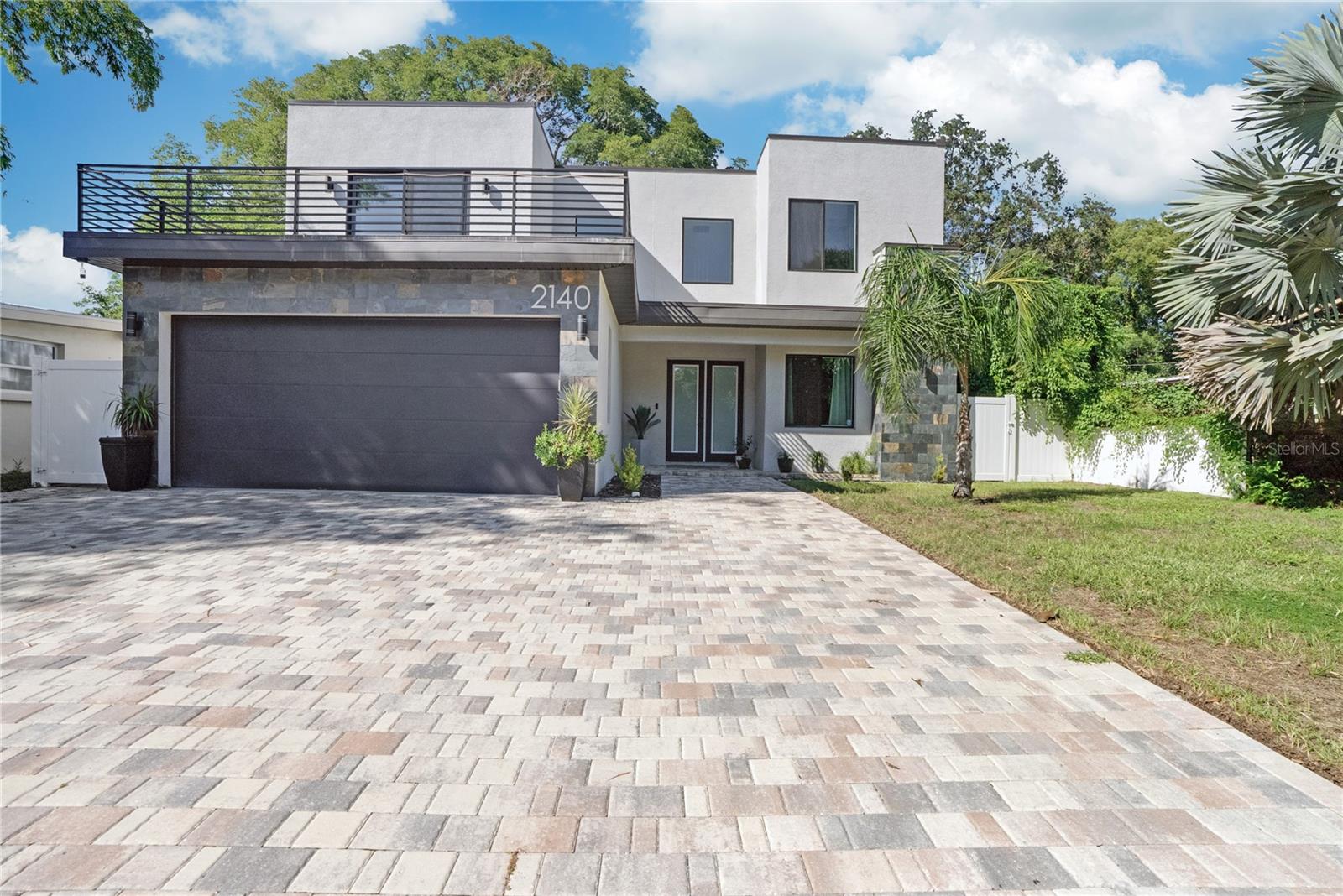 2140 Catalina Drive — photo