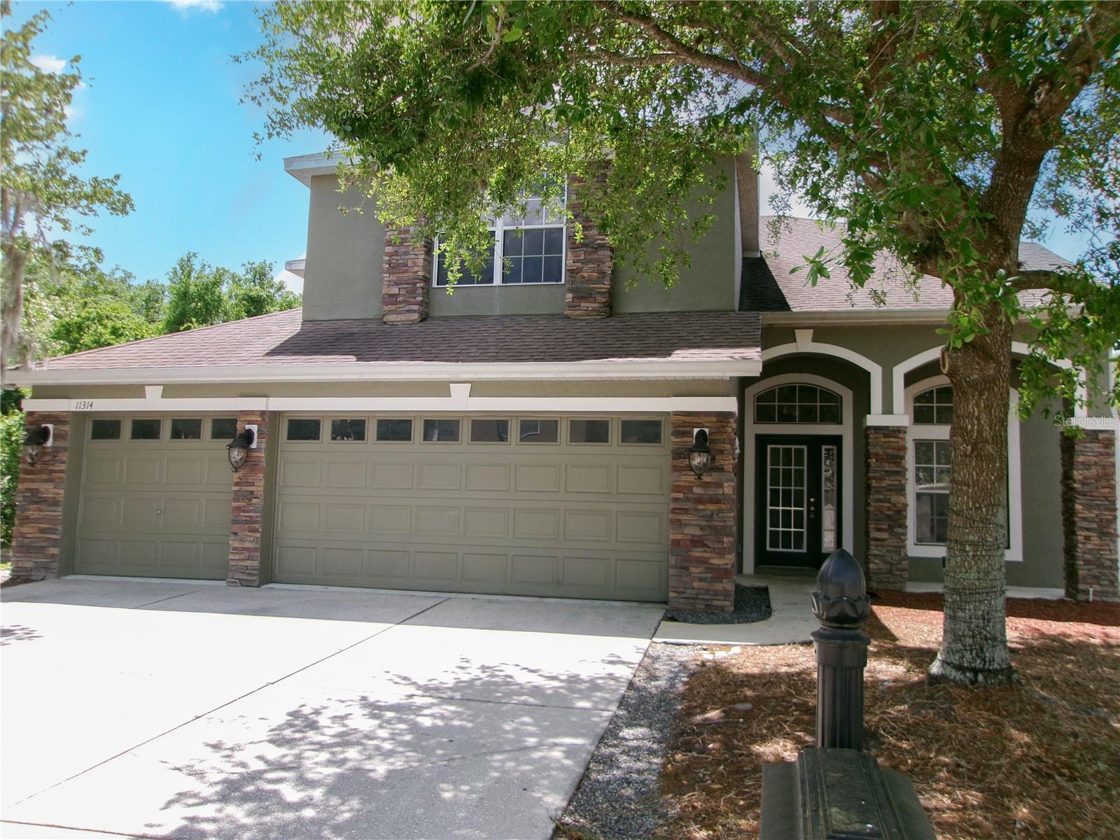 11314 Oyster Bay Circle — photo