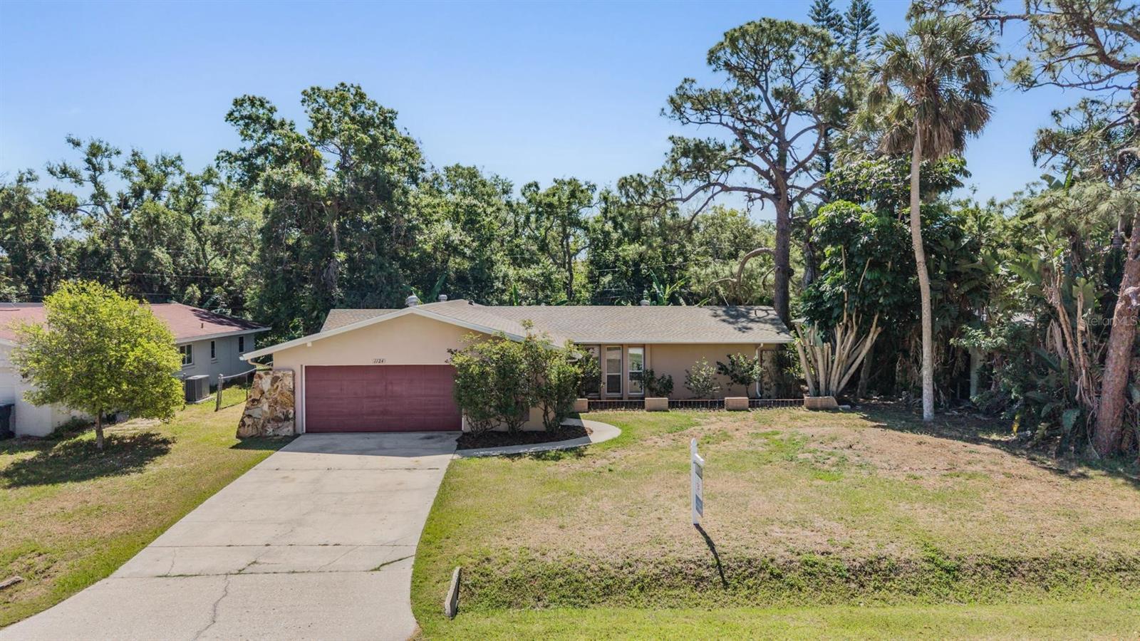 1124 Danny Drive — photo