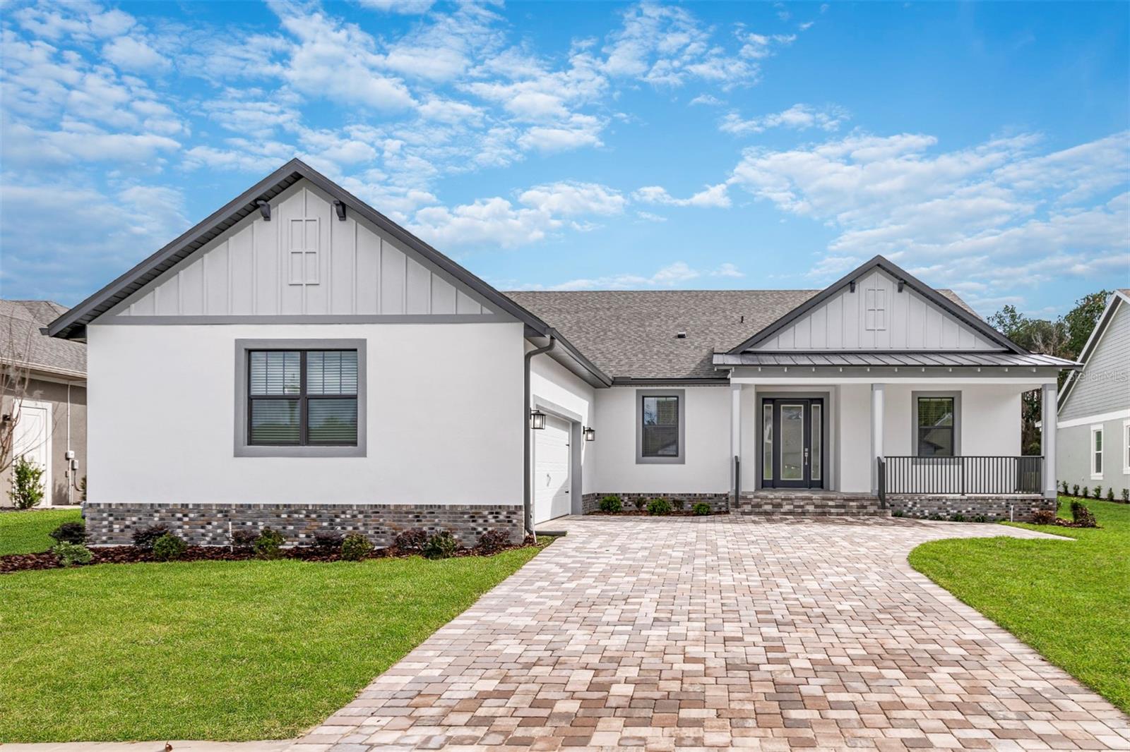 5934 Summit View Drive — photo