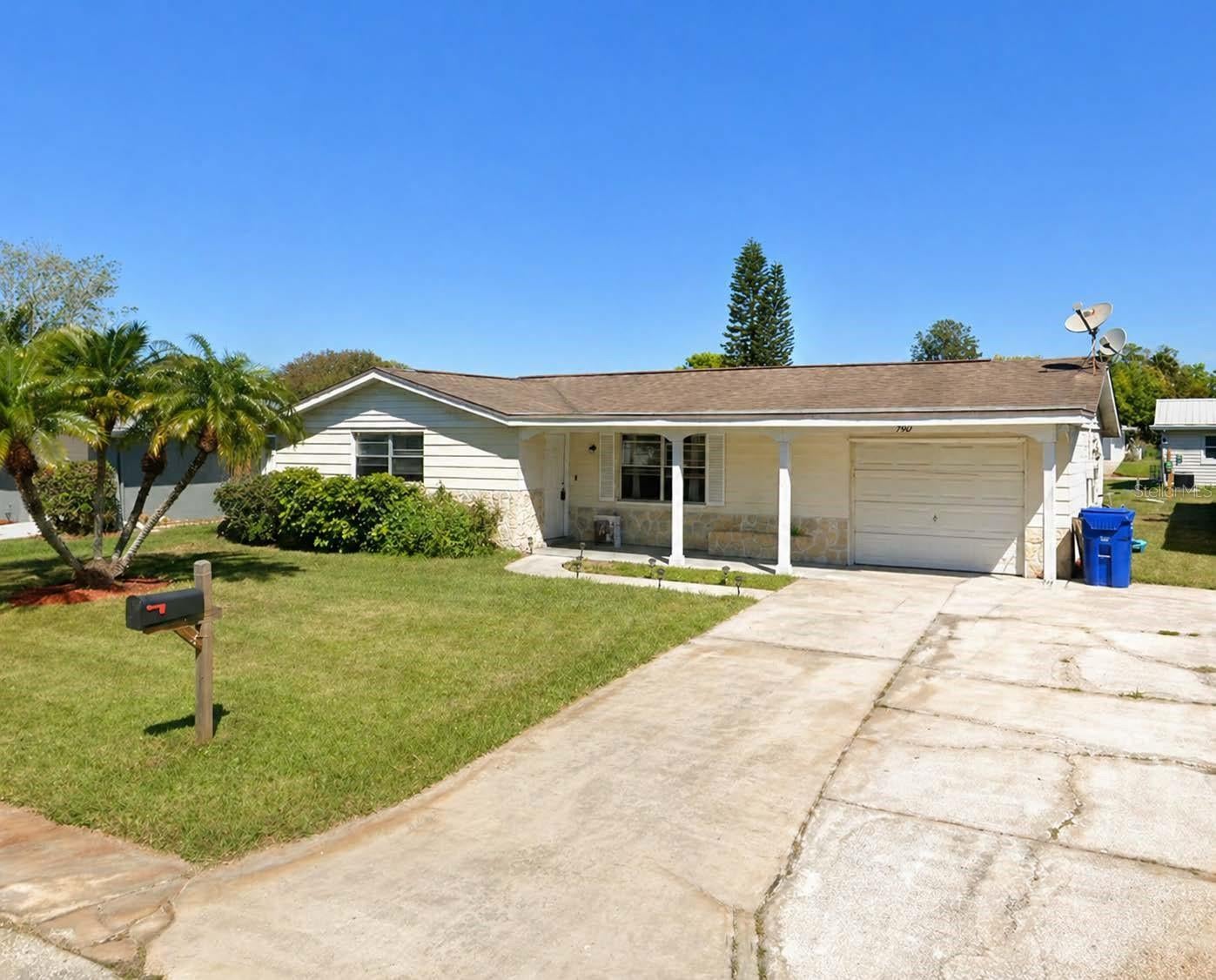 7907 Yucca Drive — photo