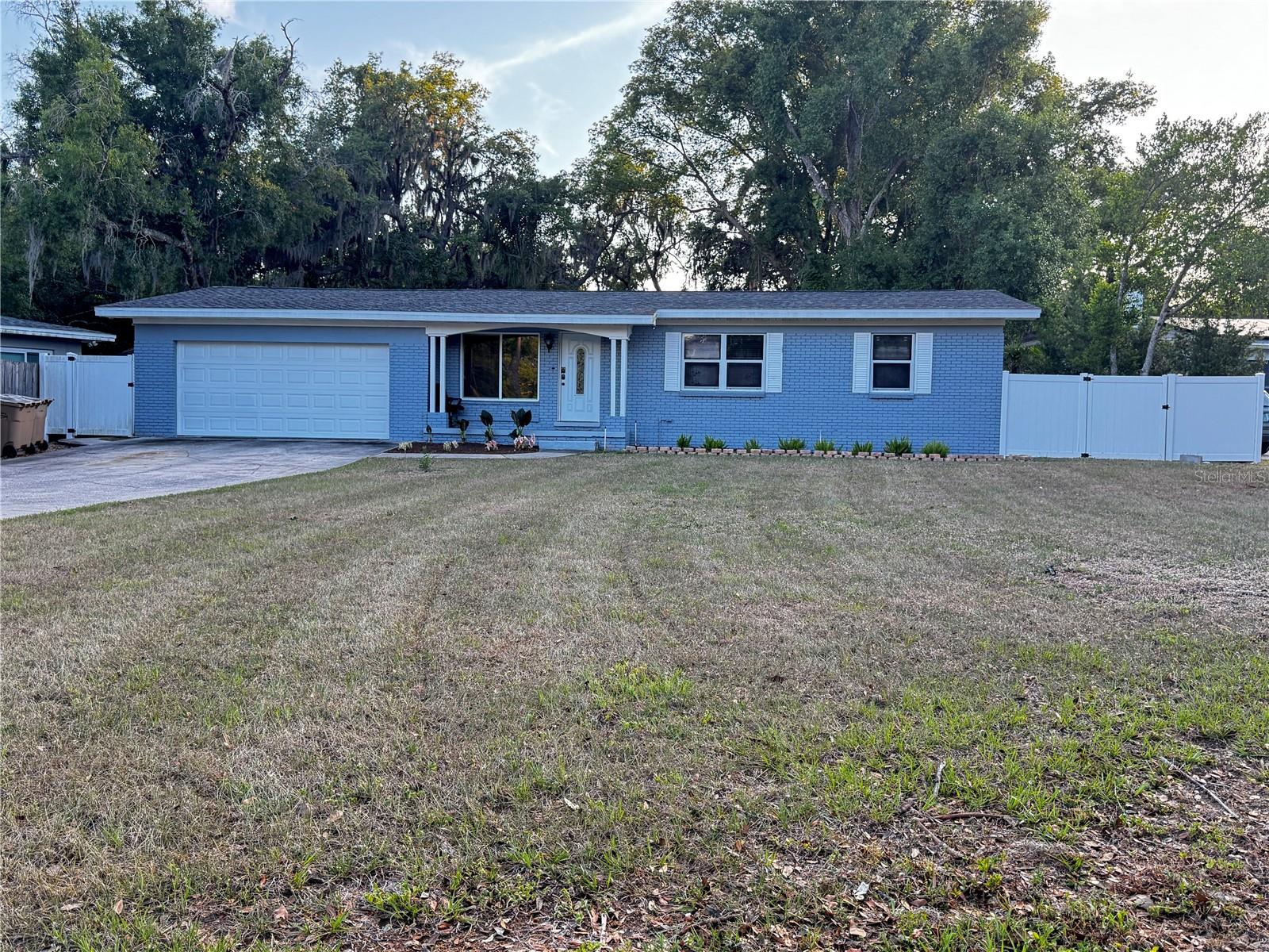 309 Belle Claire Place — photo