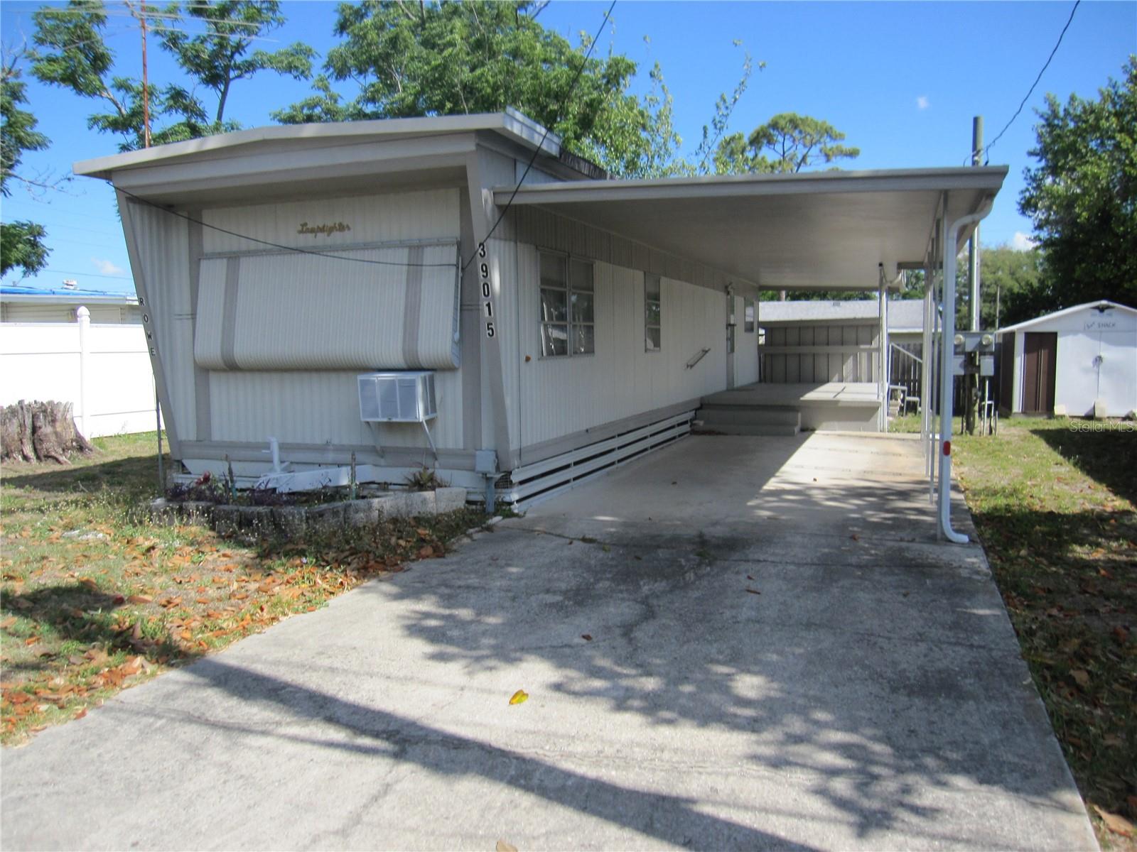 39015 Hillcrest Drive — photo