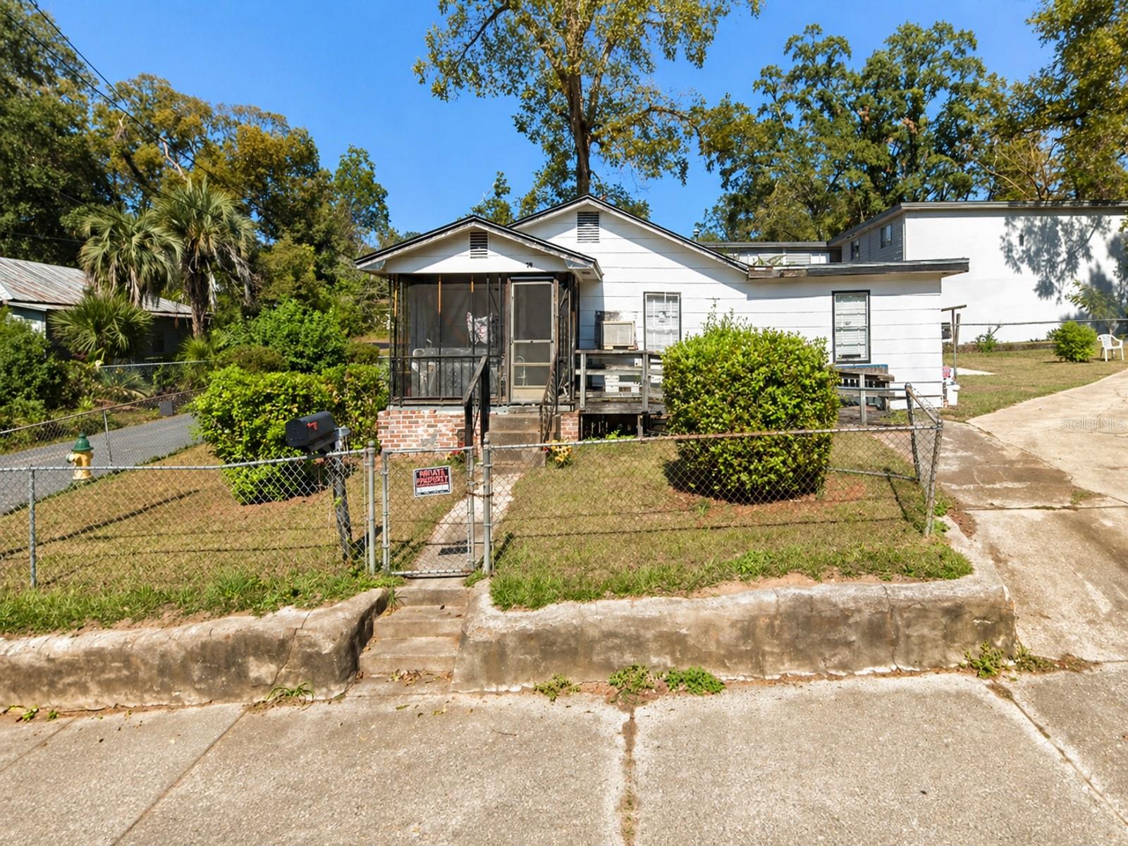 1124 Alabama Street — photo