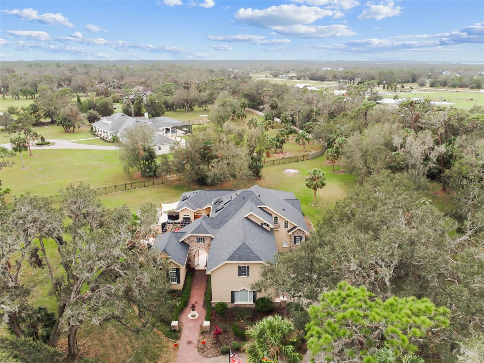 12709 Mannhurst Oak Lane — photo