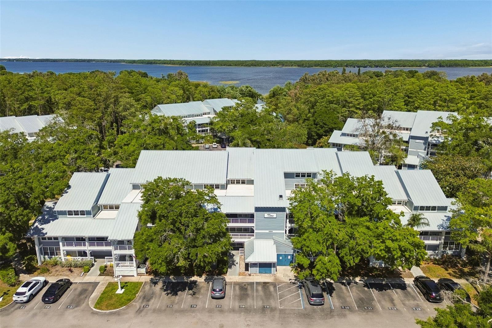 2599 Dolly Bay Drive 302 — photo