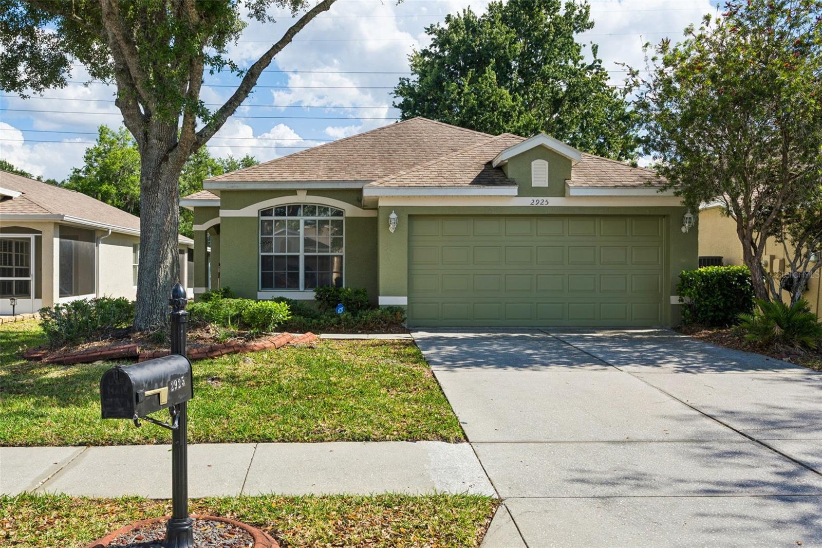 2925 Banyan Hill Lane — photo