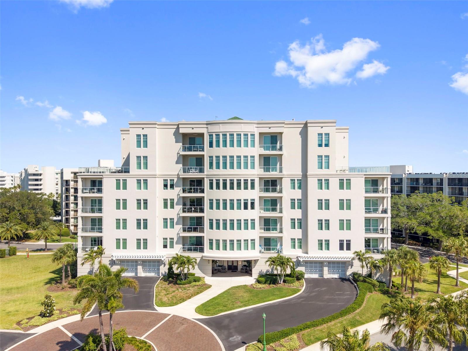 8 Palm Terrace 201 — photo