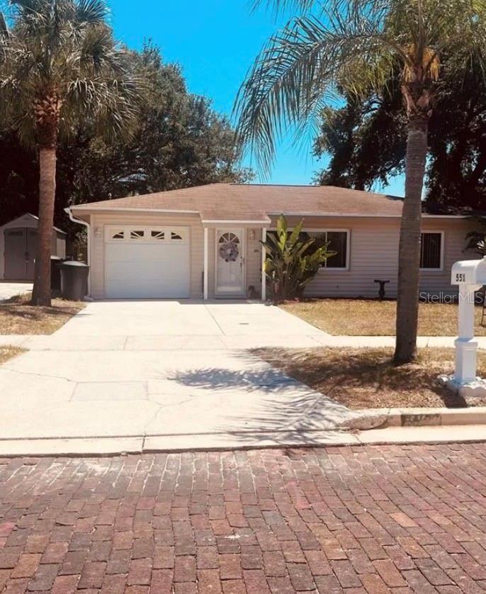 551 Orangewood Drive — photo