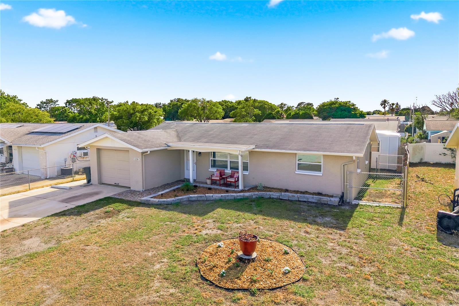 11205 Glover Road — photo
