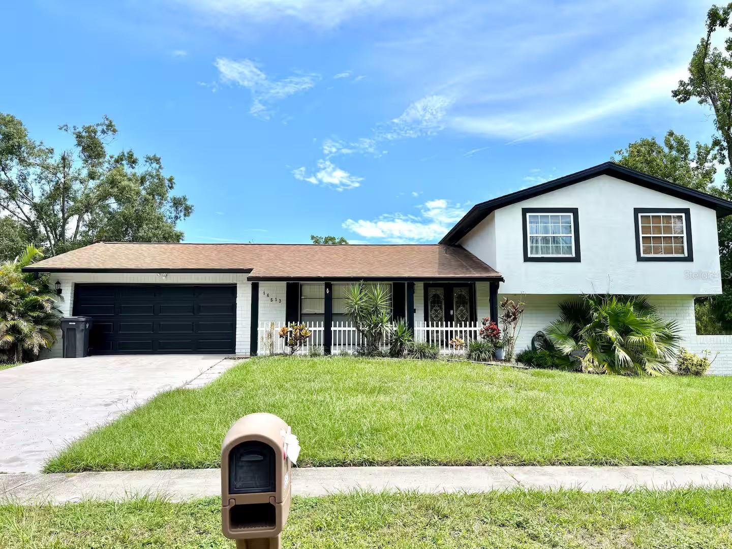 16513 Silverhill Drive — photo