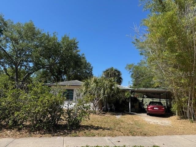200 Lee Street — photo