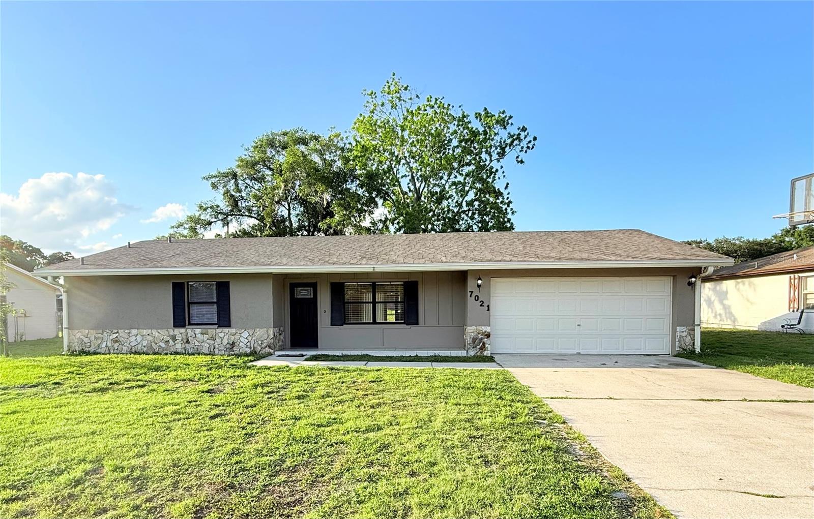 7021 Sheffield Drive — photo