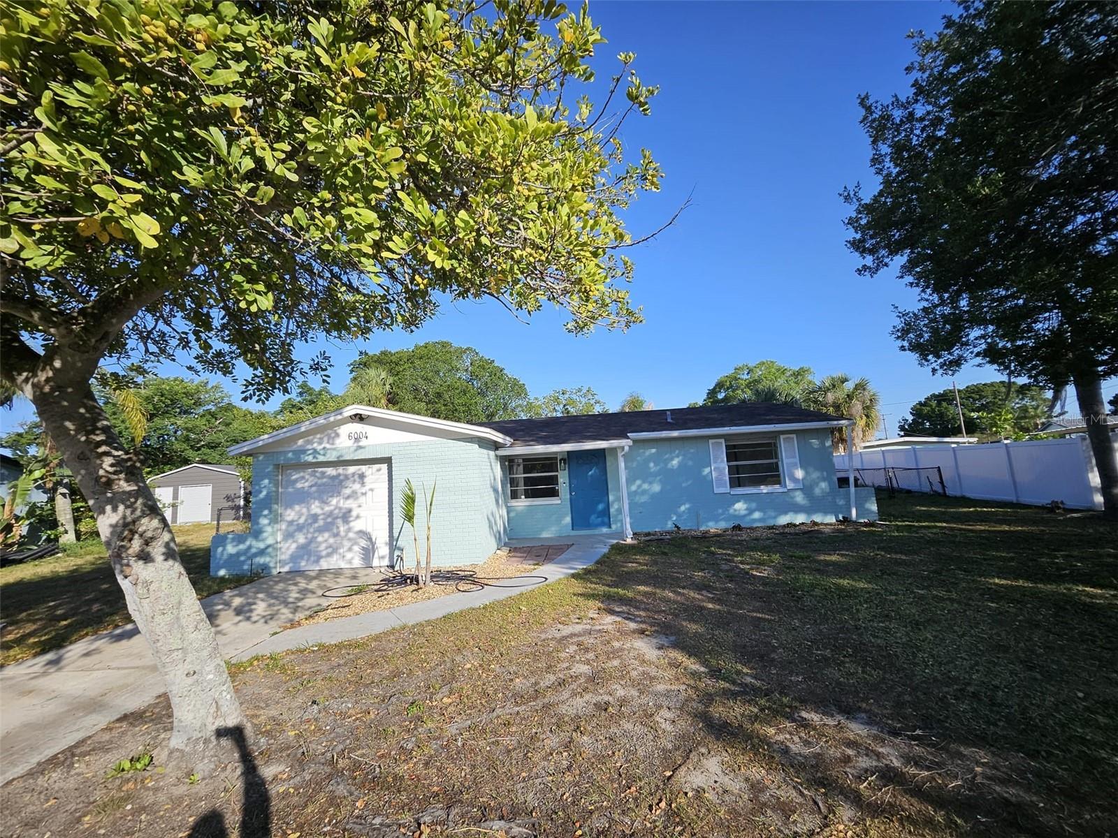6004 Fortune Place — photo