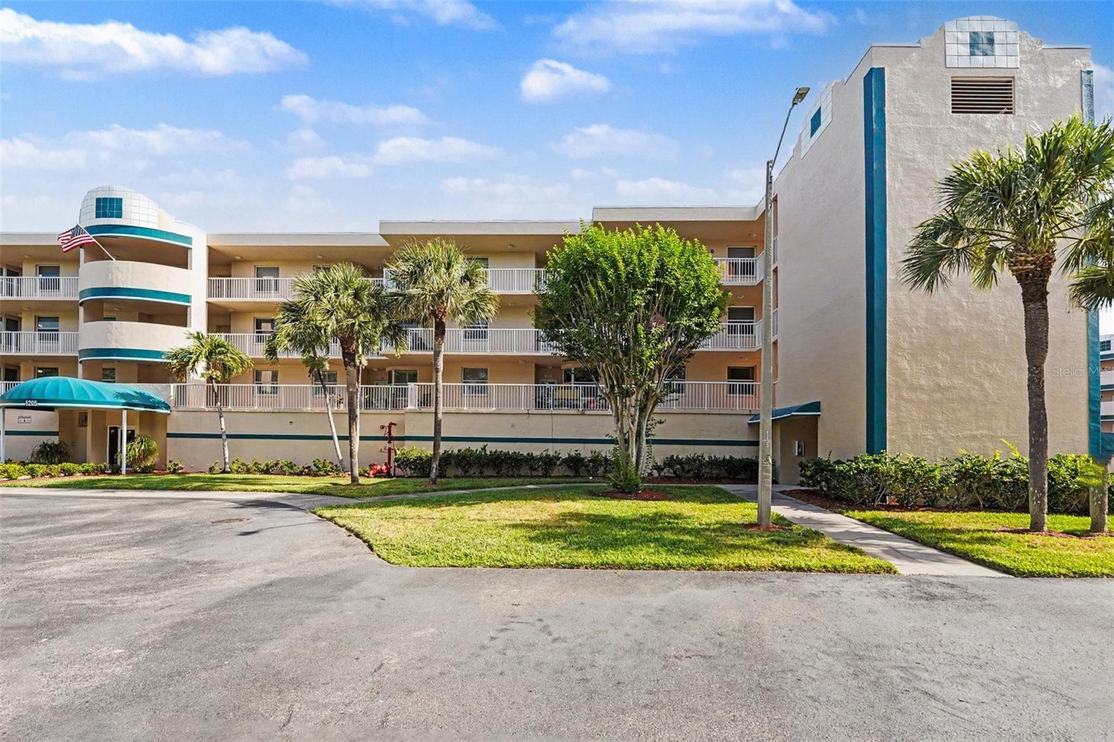 6205 Shoreline Drive 1106 — photo