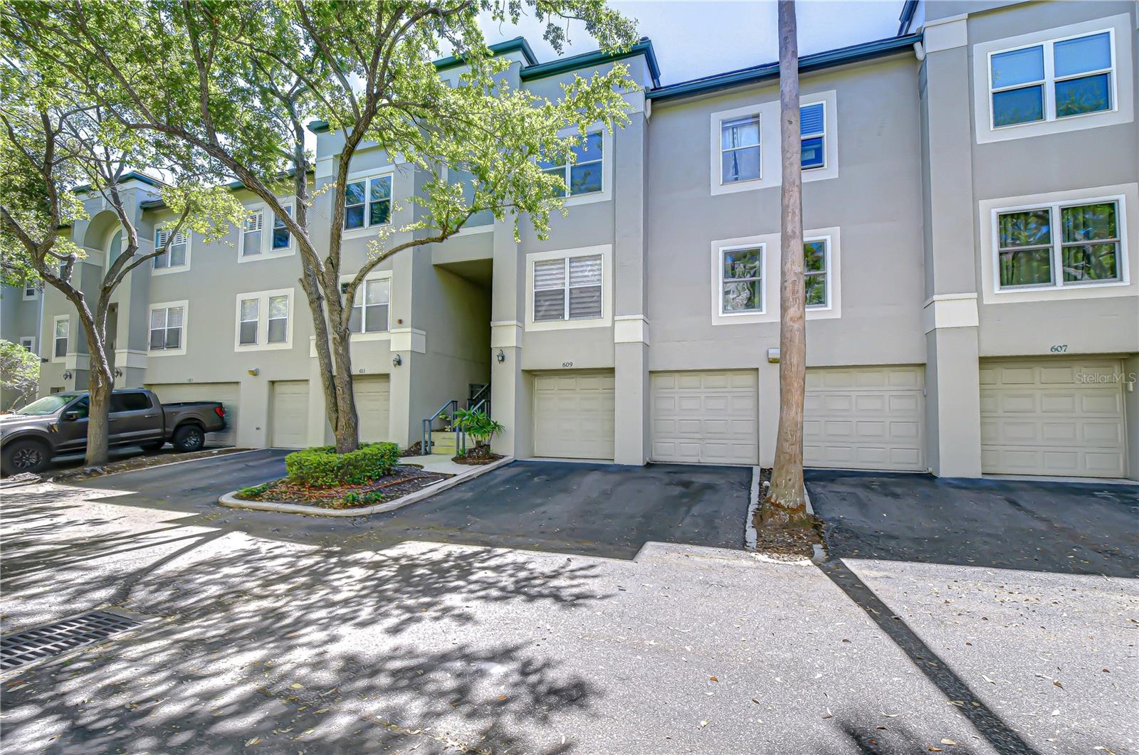 609 Tropical Breeze Way 609 — photo