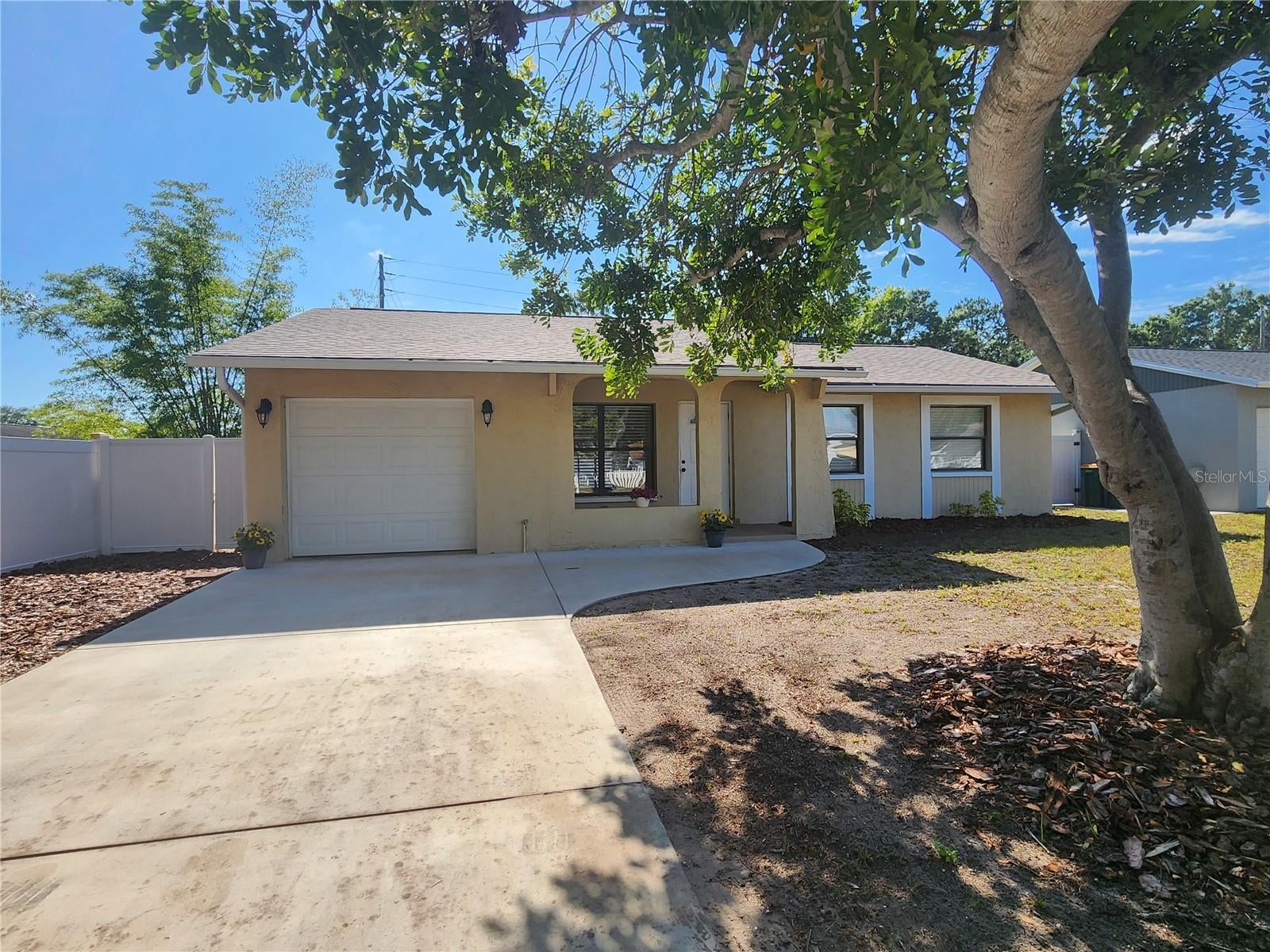 13010 Cumberland Drive — photo