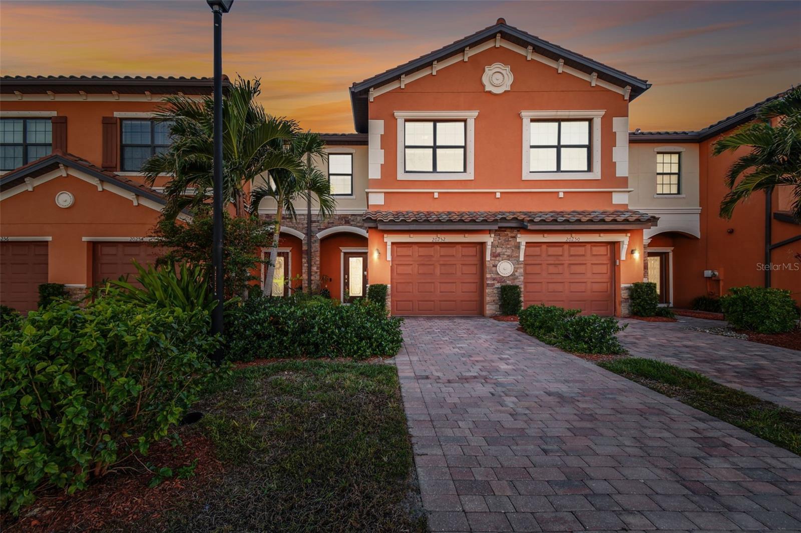 20252 Lagente Circle — photo