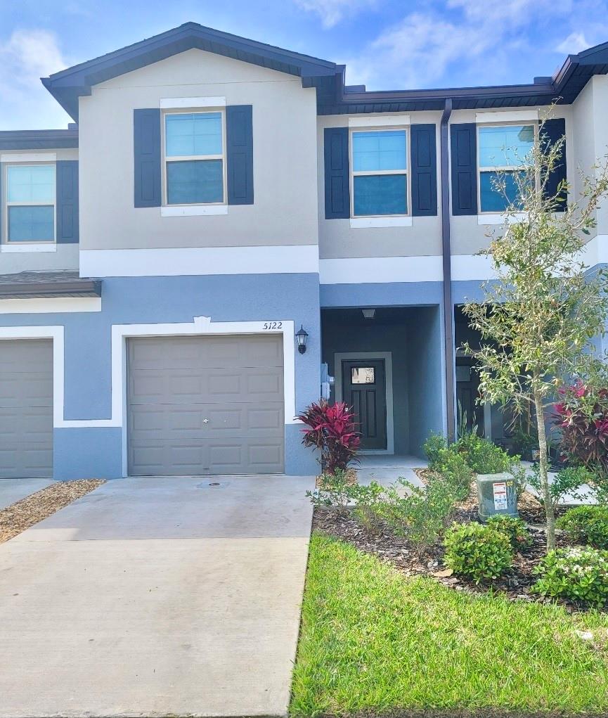 5122 Forum Boulevard — photo