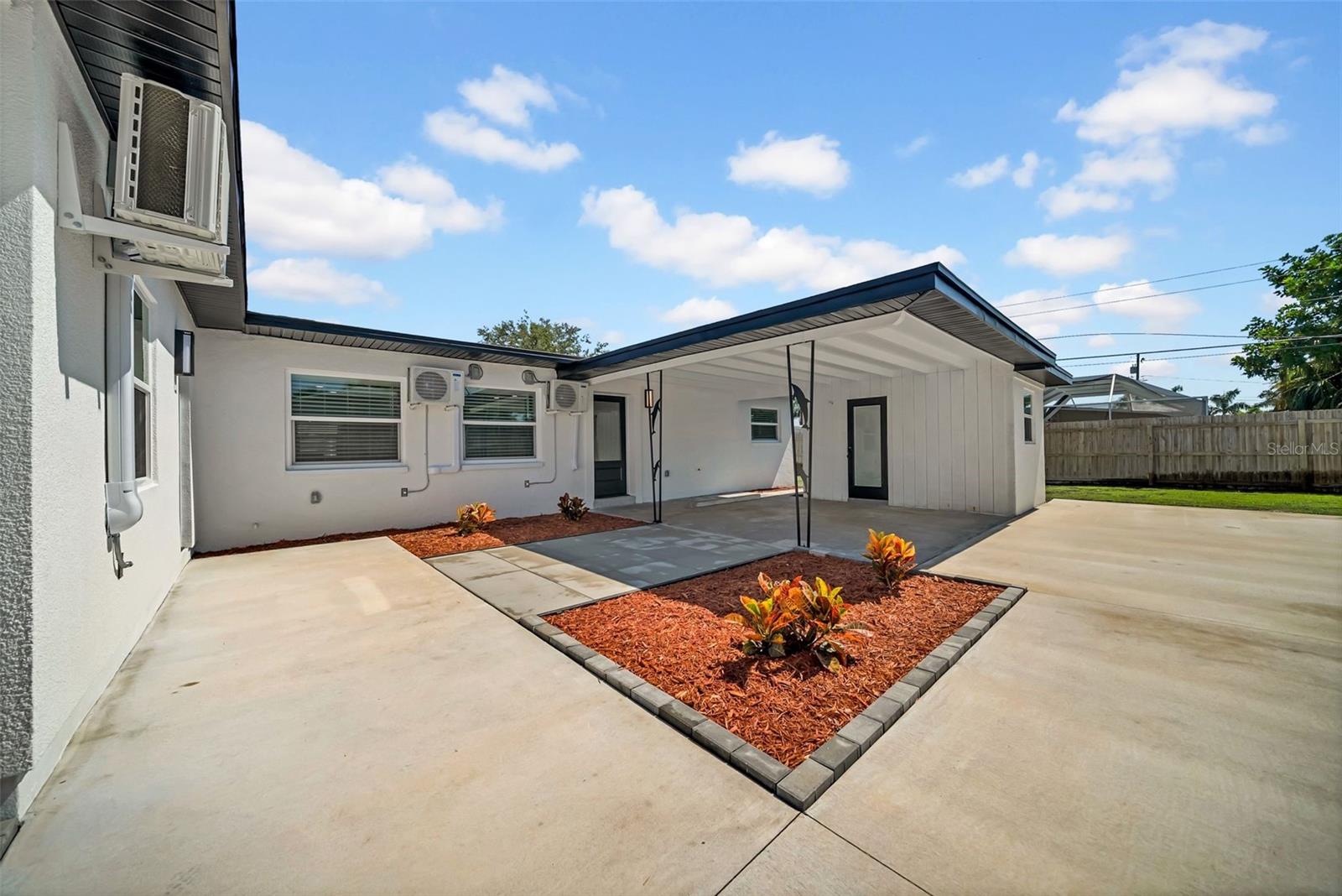 6855 Gulf Winds Drive — photo