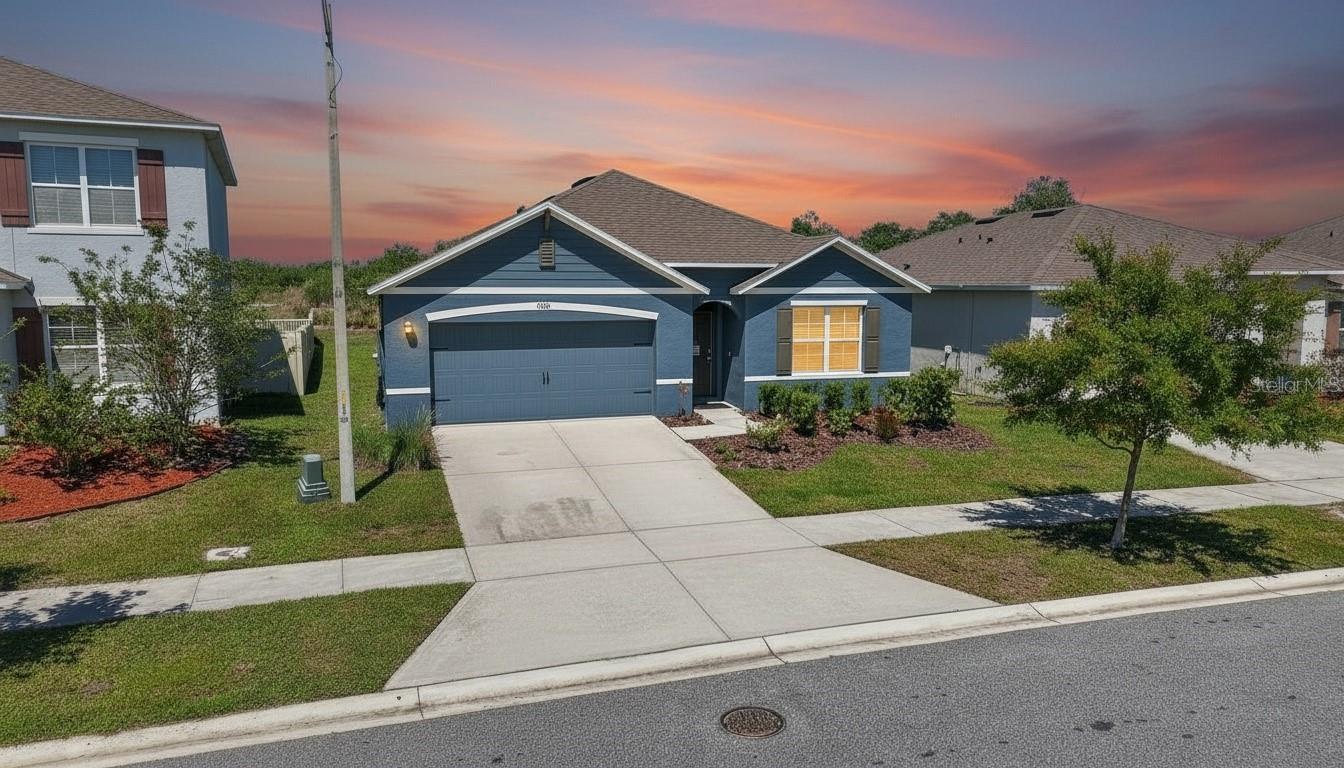 5946 Shingle Creek Road — photo