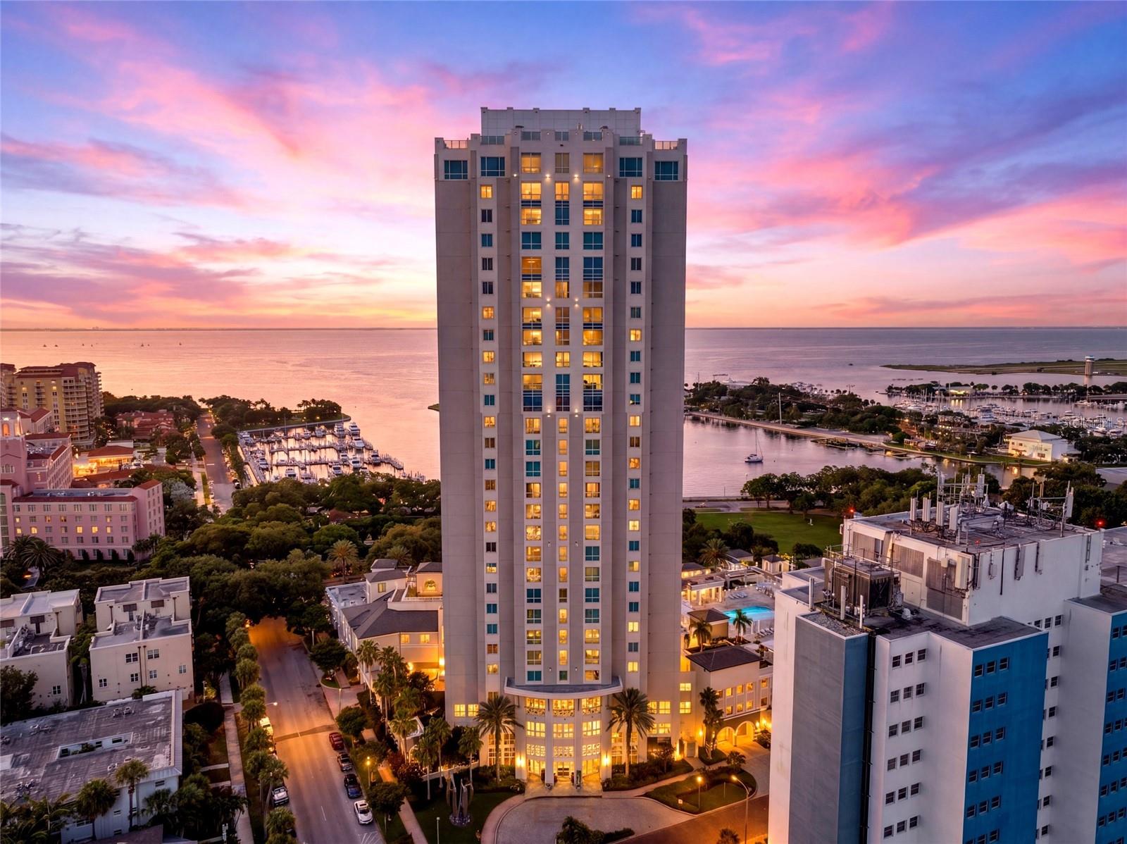 400 Beach Drive NE 401 — photo