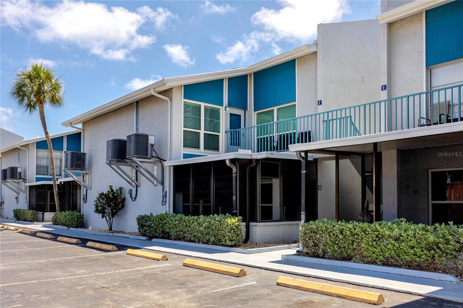 159 Medallion Boulevard F — photo