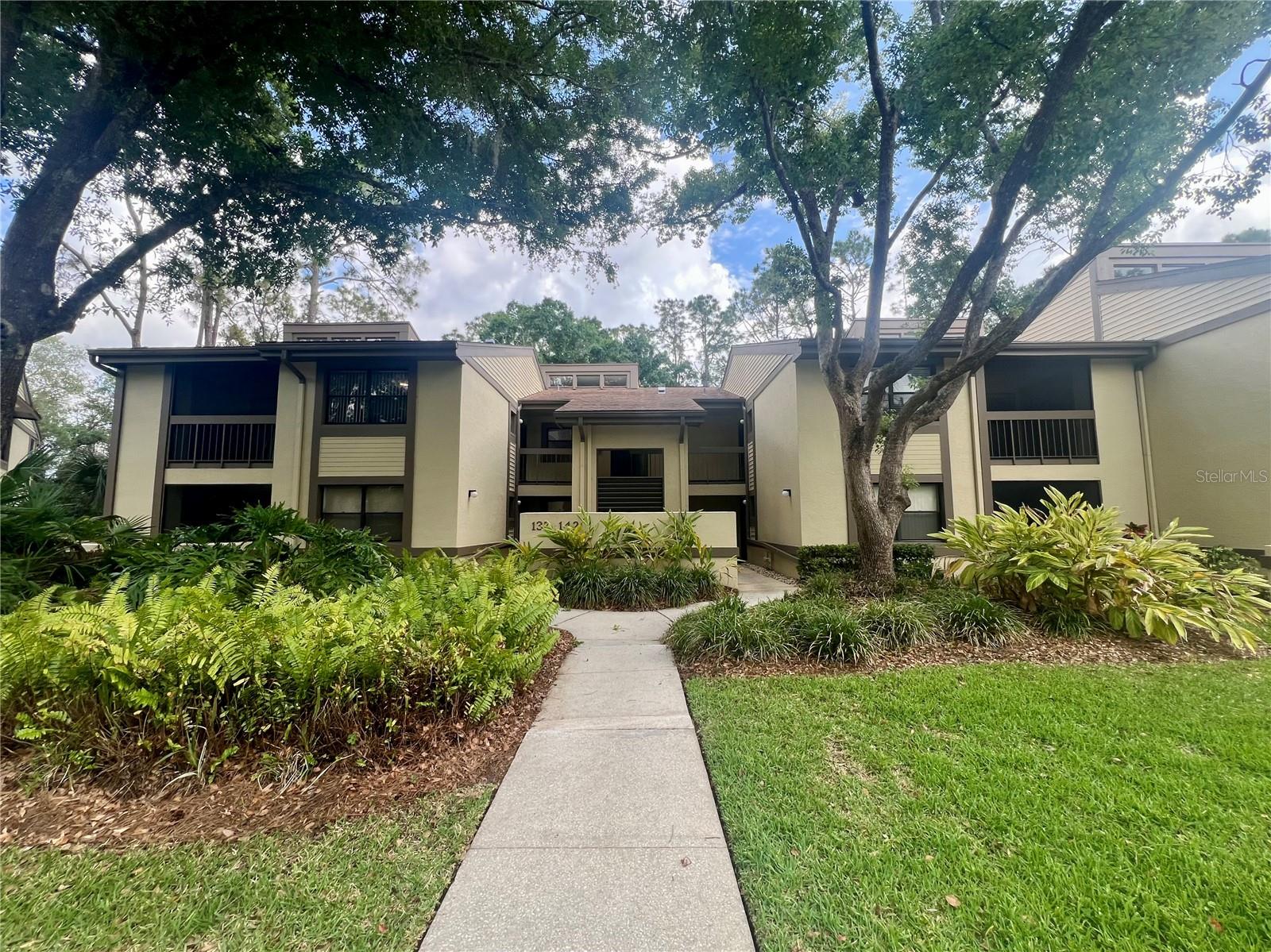 142 Woodlake Wynde 48 — photo