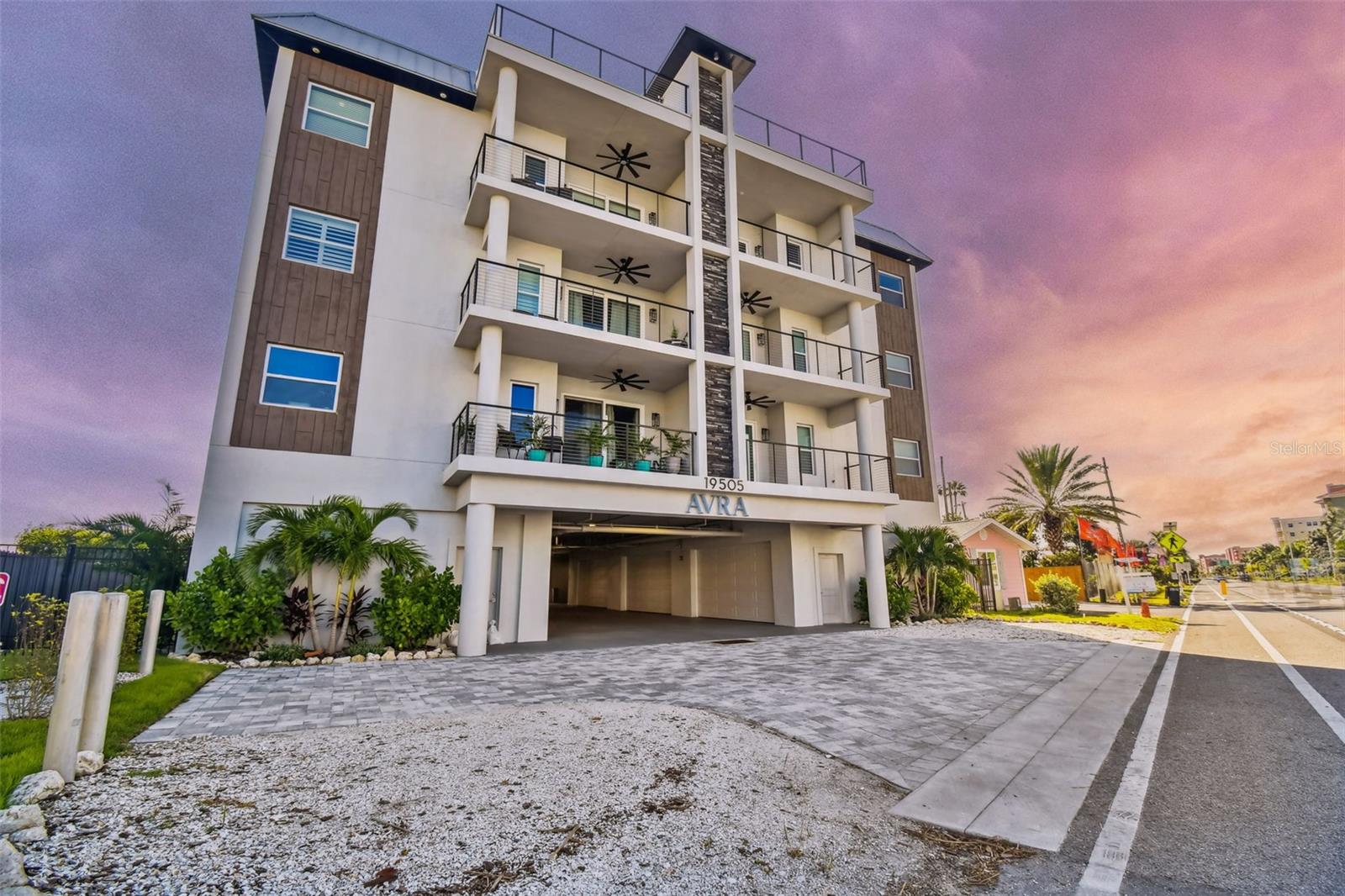 19505 Gulf Boulevard 404 — photo