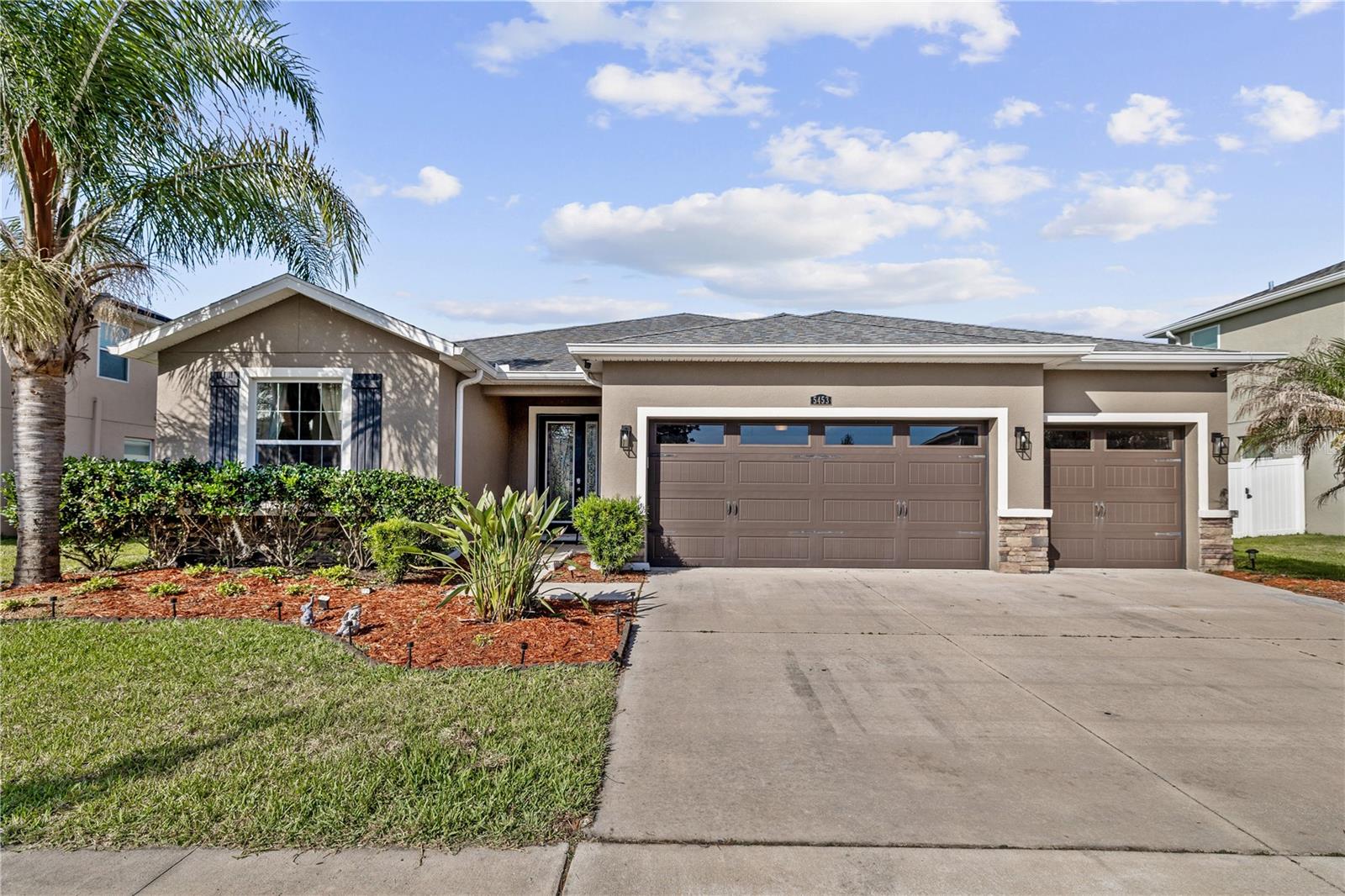 5453 Suncatcher Drive — photo