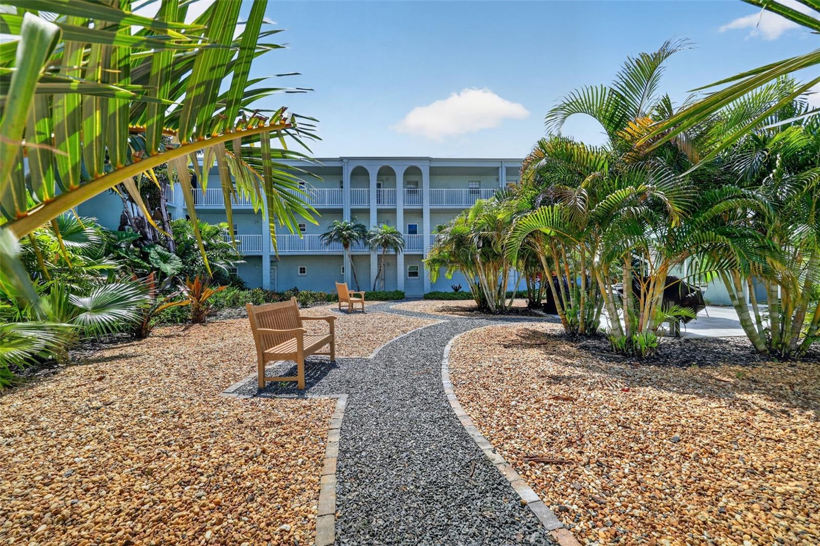 1706 Belleair Forest Drive 220 — photo