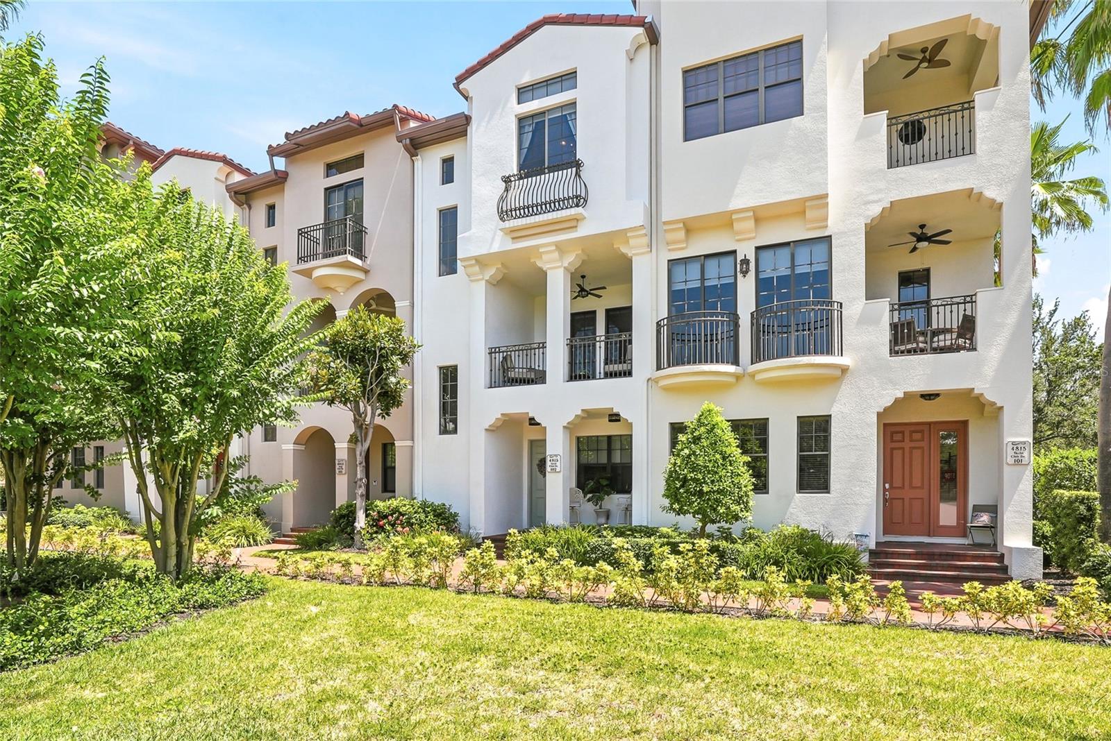 4815 Yacht Club Drive 102 — photo